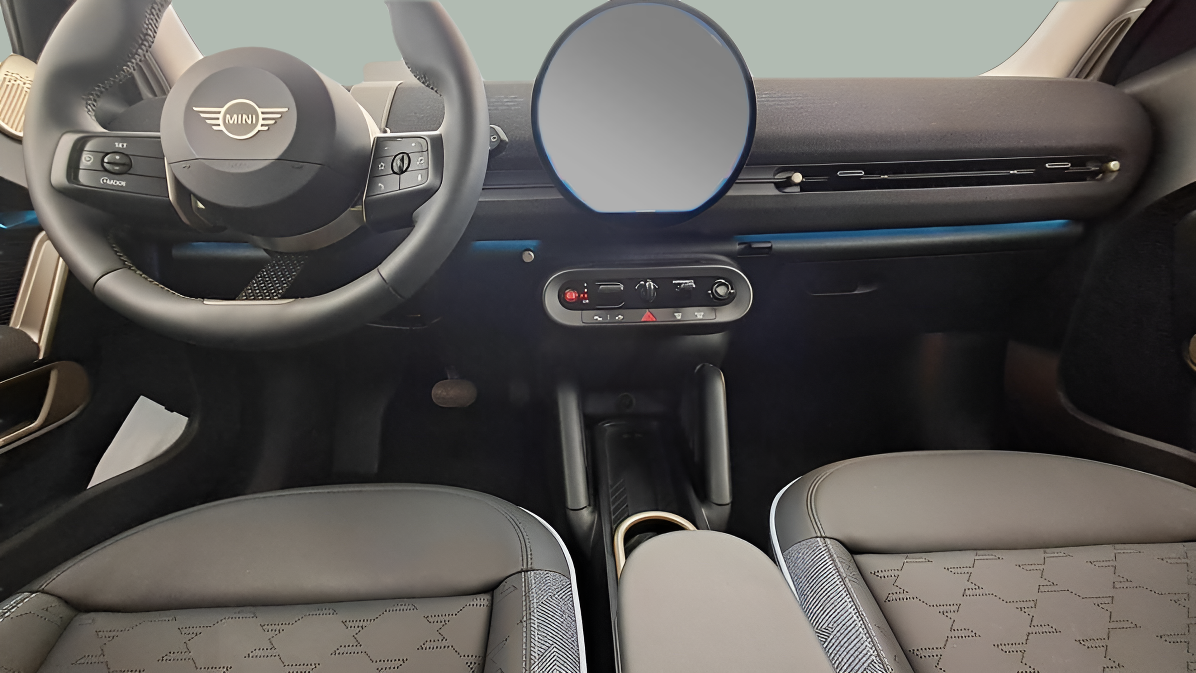 fotoG 7 del Mini MINI Aceman SE 218cv Elétrico de 2024 em Oeiras