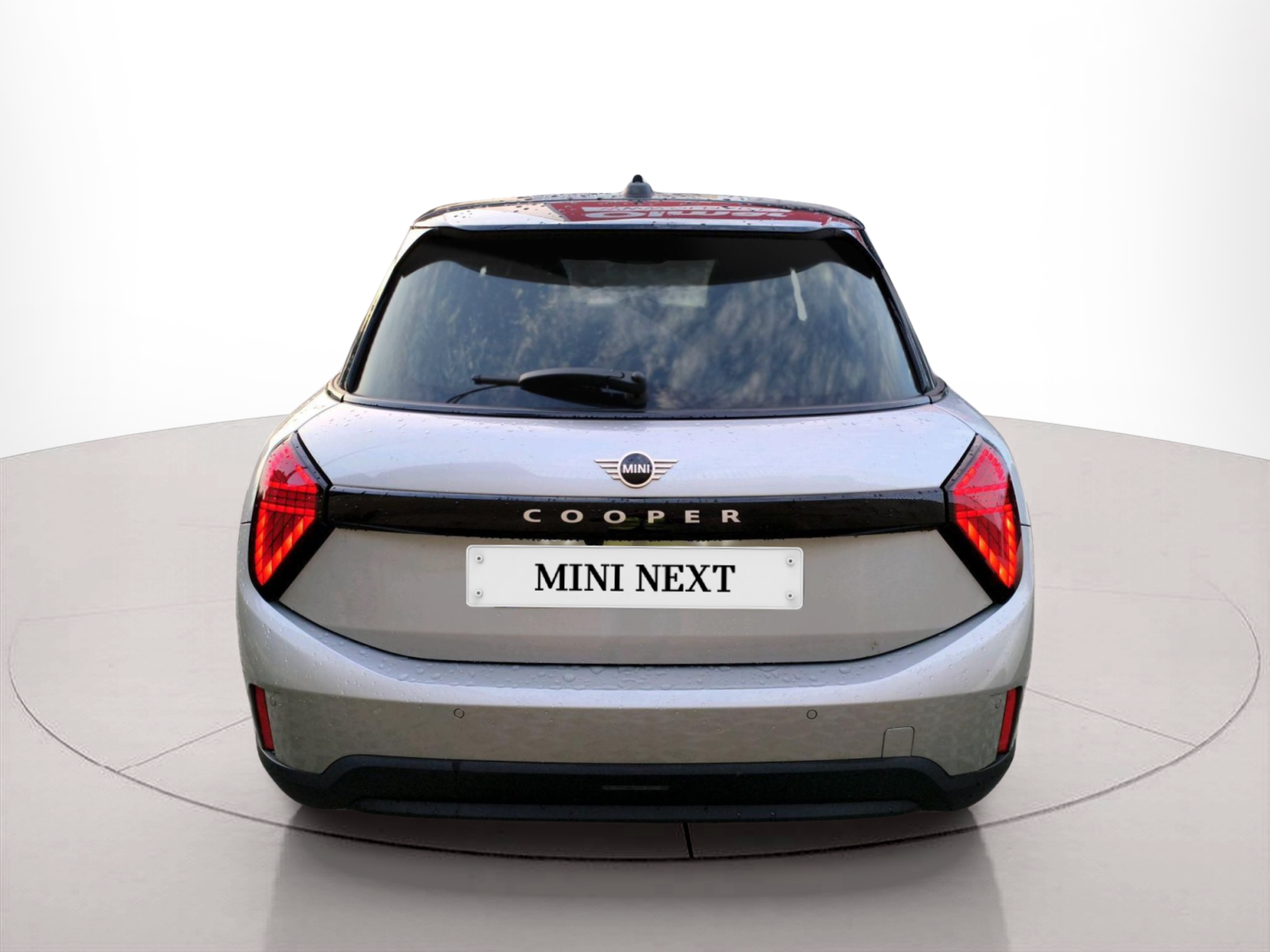 fotoG 6 del MINI MINI 5 Portas Cooper C 115 kW (156 CV) 156cv Gasolina de 2025 em Oeiras