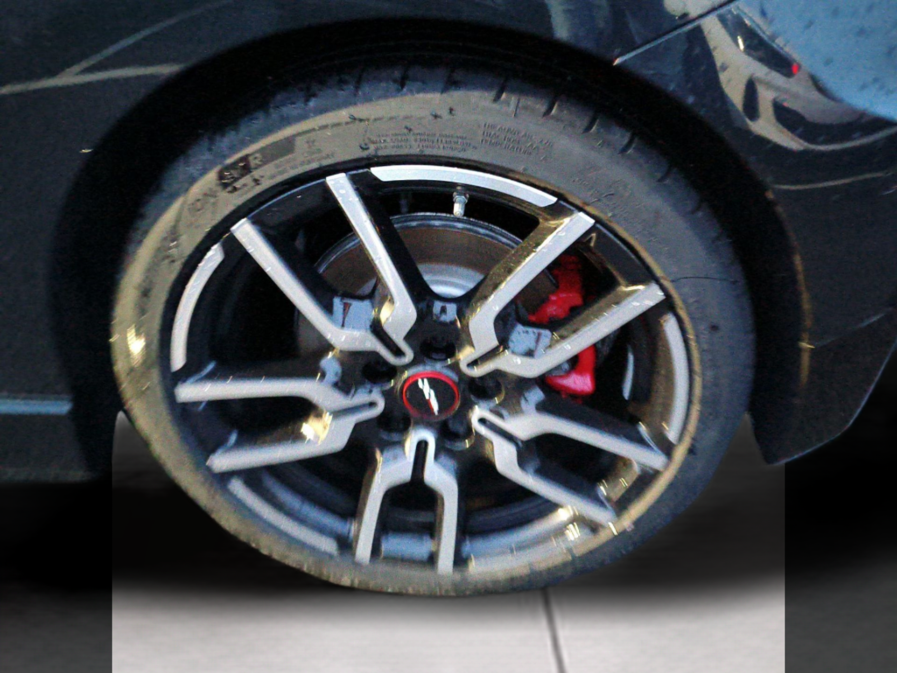 fotoG 13 del MINI MINI 3 Portas John Cooper Works E 190 kW (258 CV) 258cv Elétrico de 2025 em Oeiras