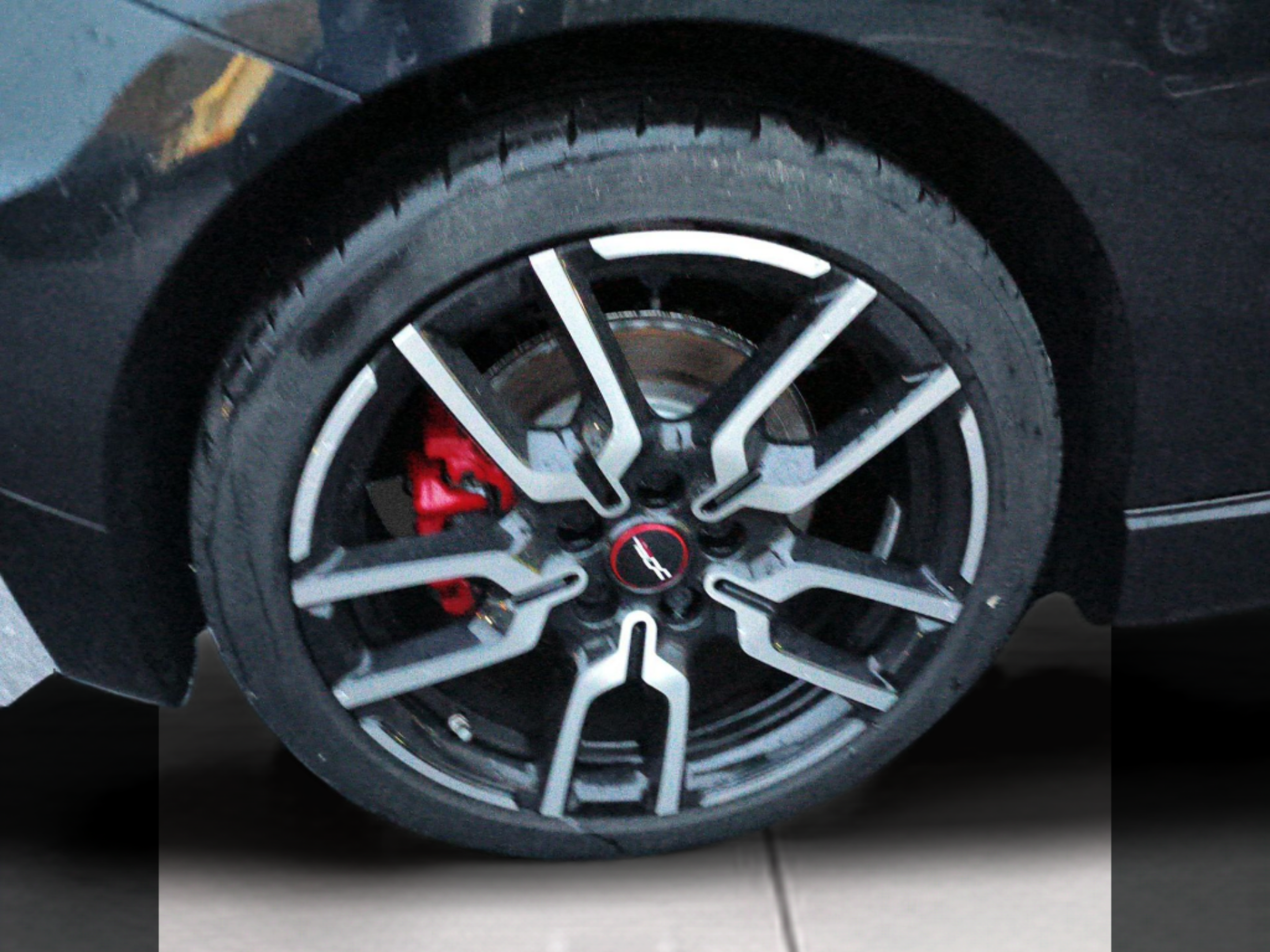 fotoG 12 del MINI MINI 3 Portas John Cooper Works E 190 kW (258 CV) 258cv Elétrico de 2025 em Oeiras