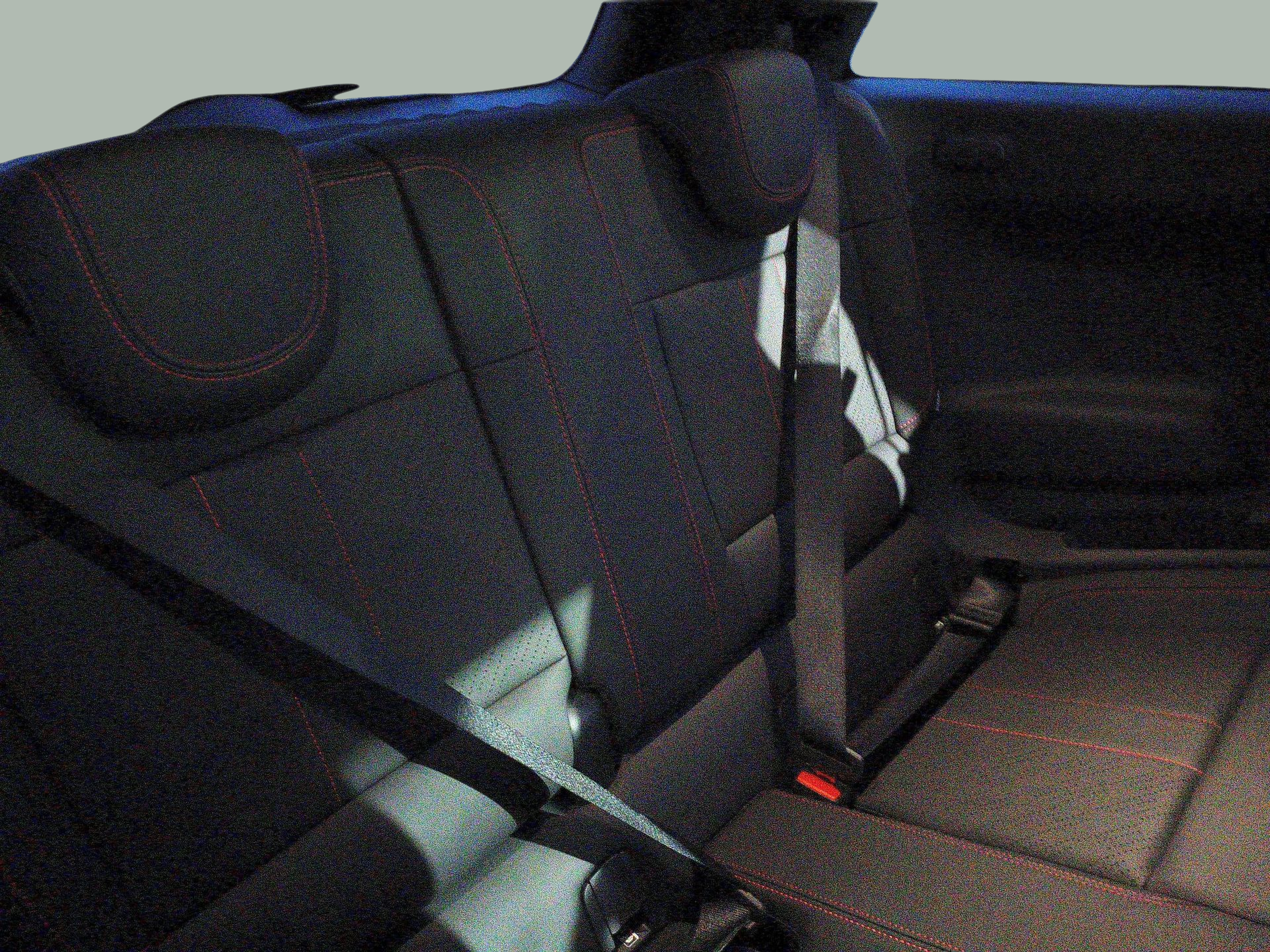 fotoG 9 del MINI MINI 3 Portas John Cooper Works E 190 kW (258 CV) 258cv Elétrico de 2025 em Oeiras