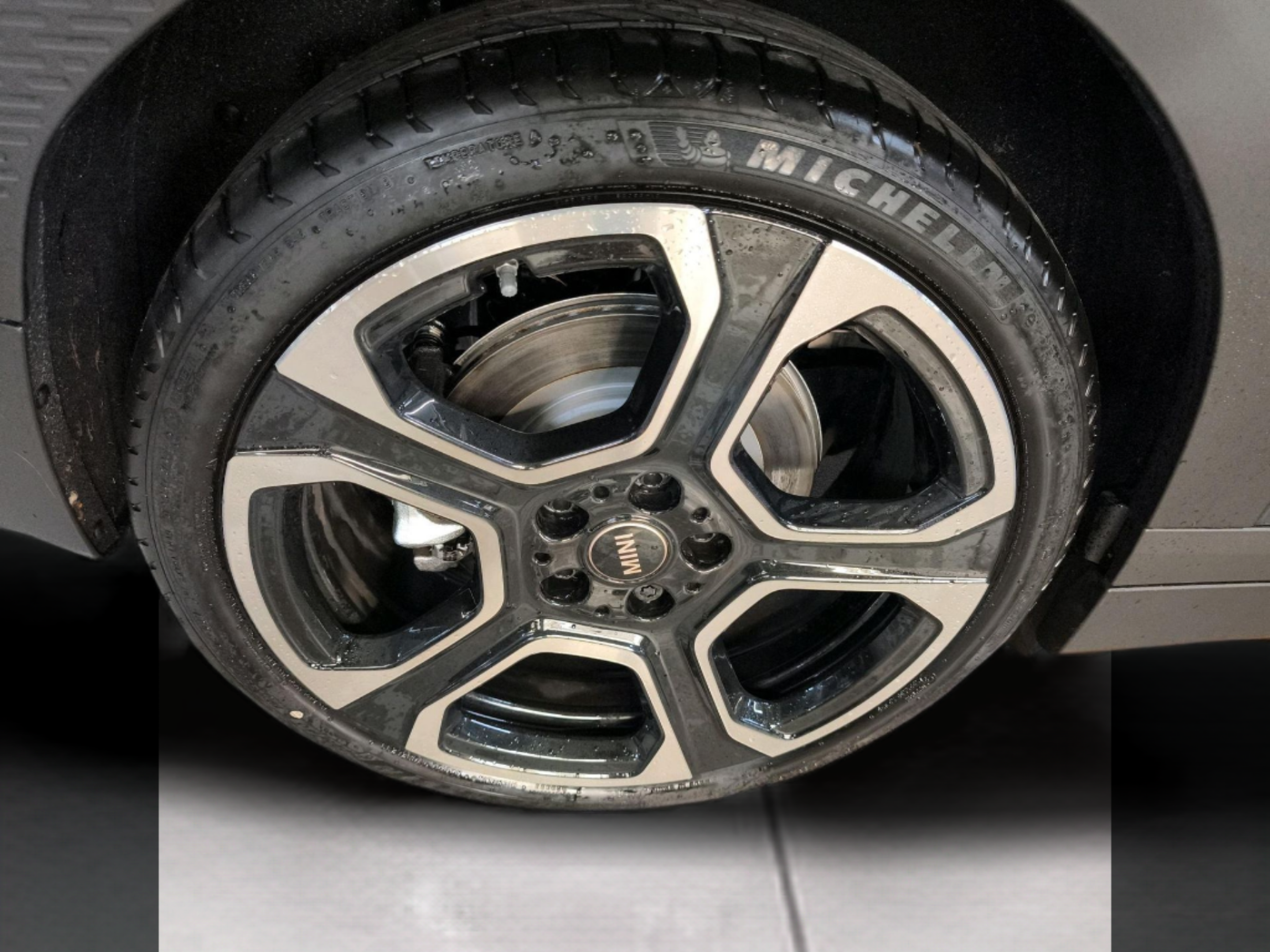 fotoG 12 del mini MINI Aceman SE 160 kW (218 CV) 218cv Elétrico de 2025 em Oeiras