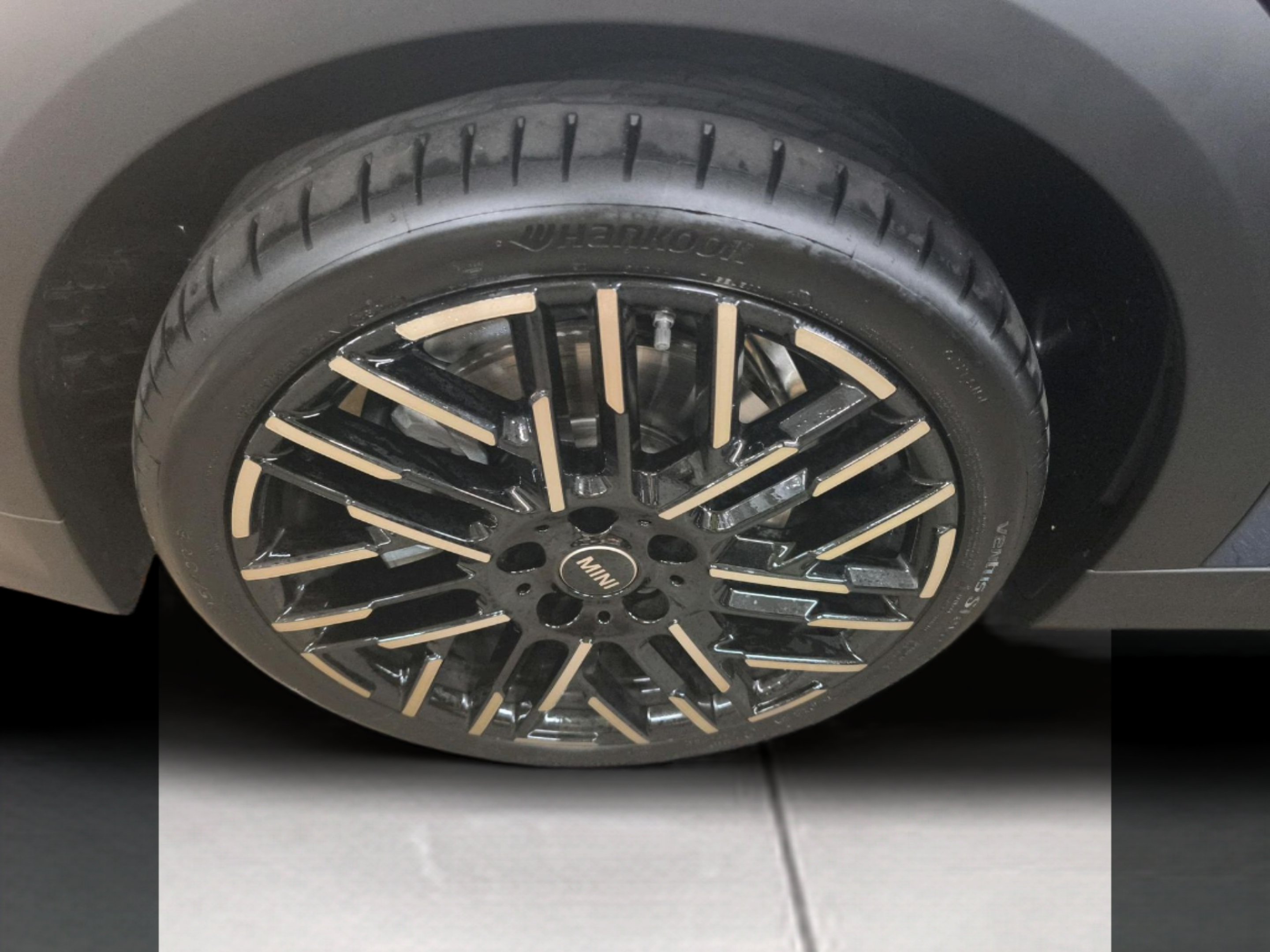 fotoG 12 del MINI MINI Cabrio Cooper 120 kW (163 CV) 163cv Gasolina de 2025 em Oeiras