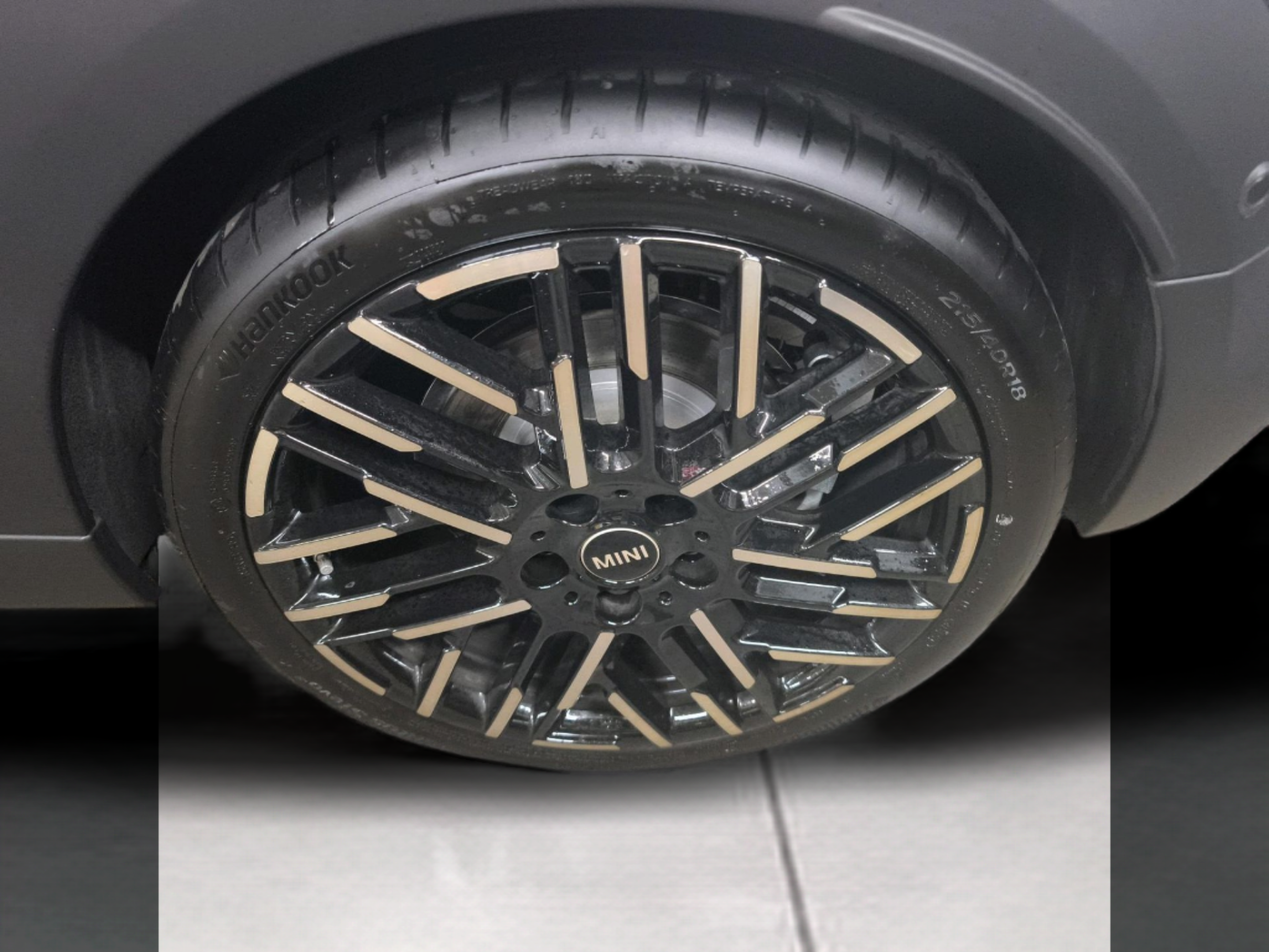 fotoG 14 del MINI MINI Cabrio Cooper 120 kW (163 CV) 163cv Gasolina de 2025 em Oeiras