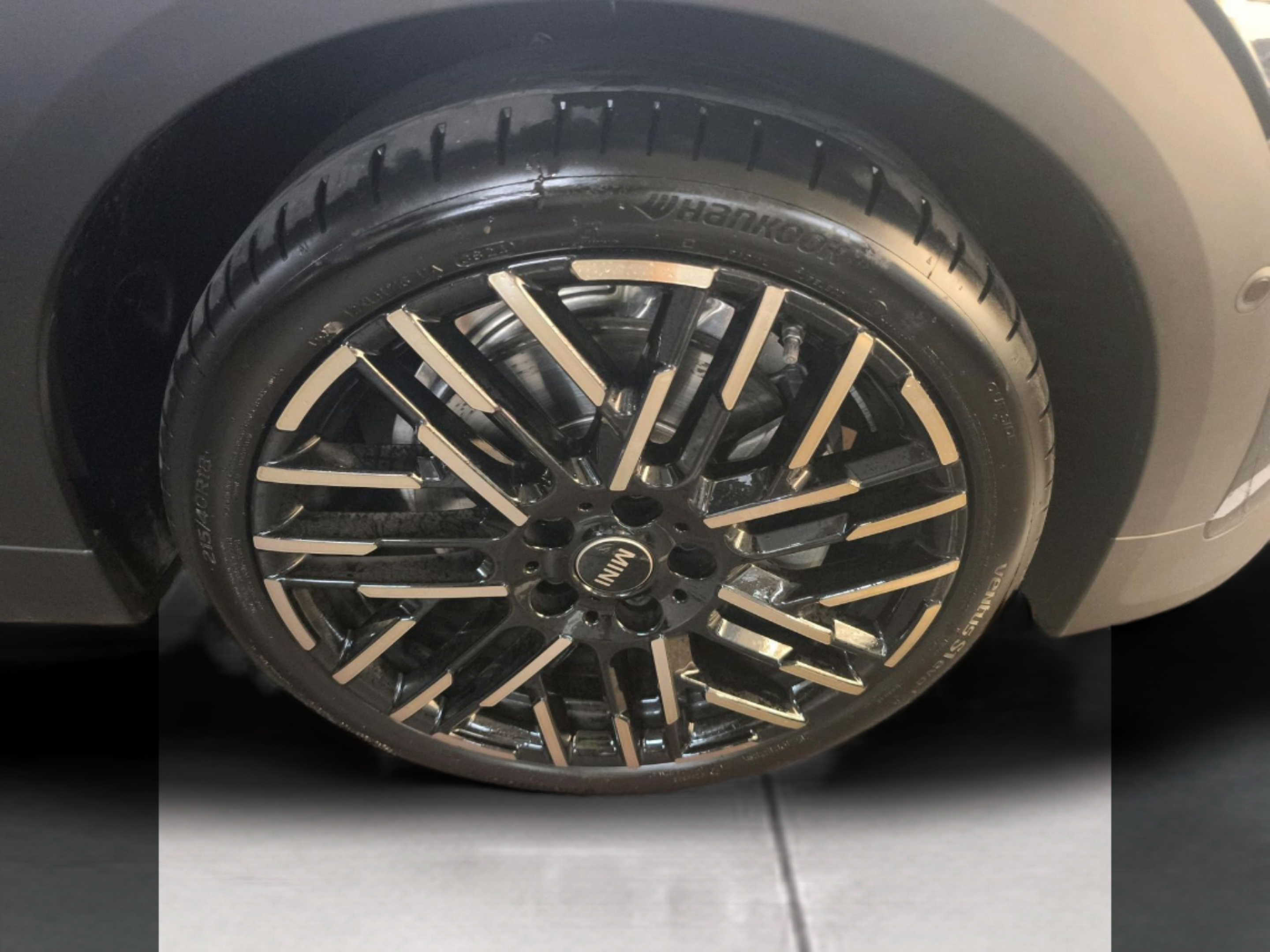 fotoG 13 del MINI MINI Cabrio Cooper 120 kW (163 CV) 163cv Gasolina de 2025 em Oeiras