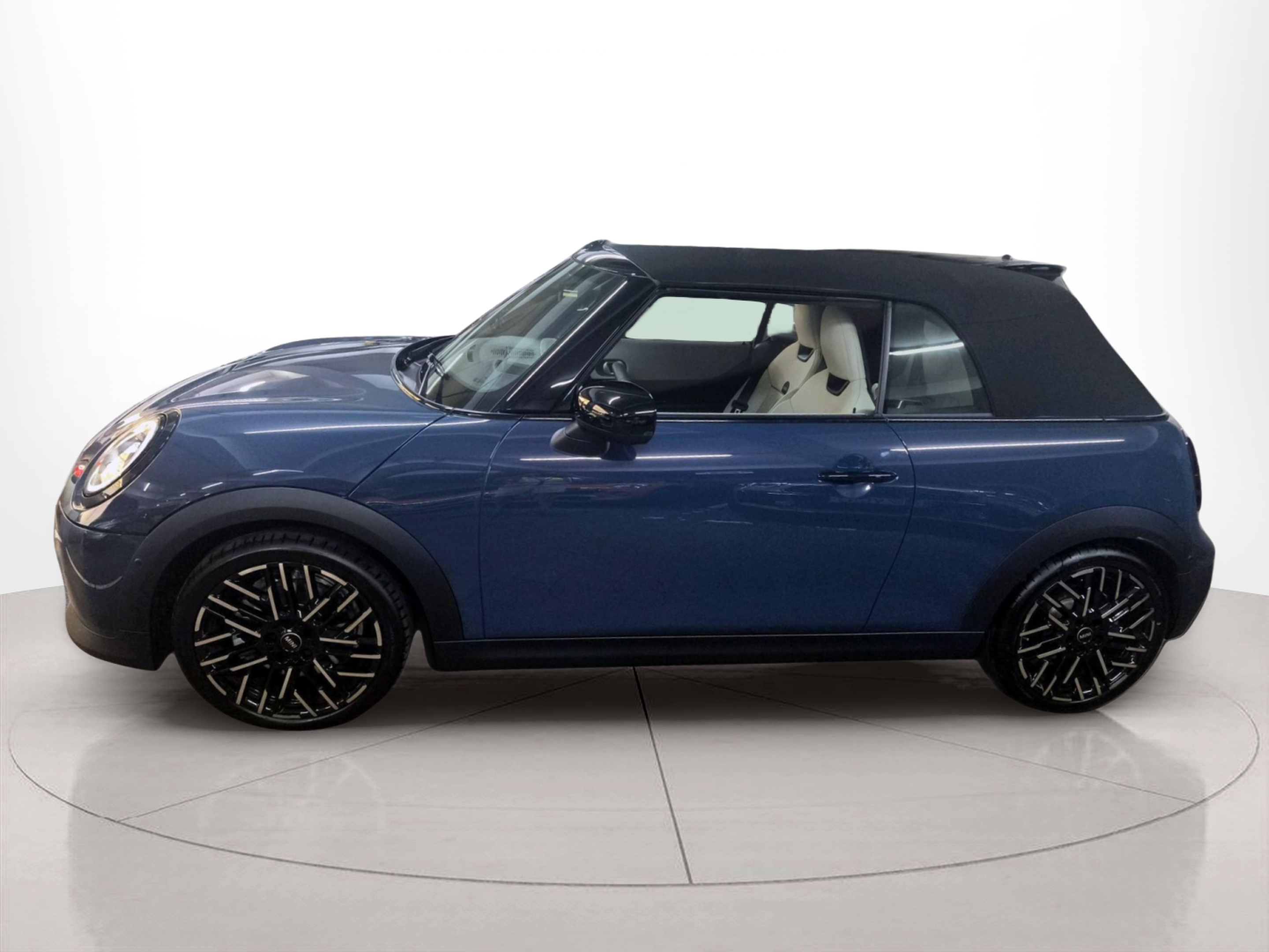 Fotos de MINI Cabrio Cooper 120 kW (163 CV)