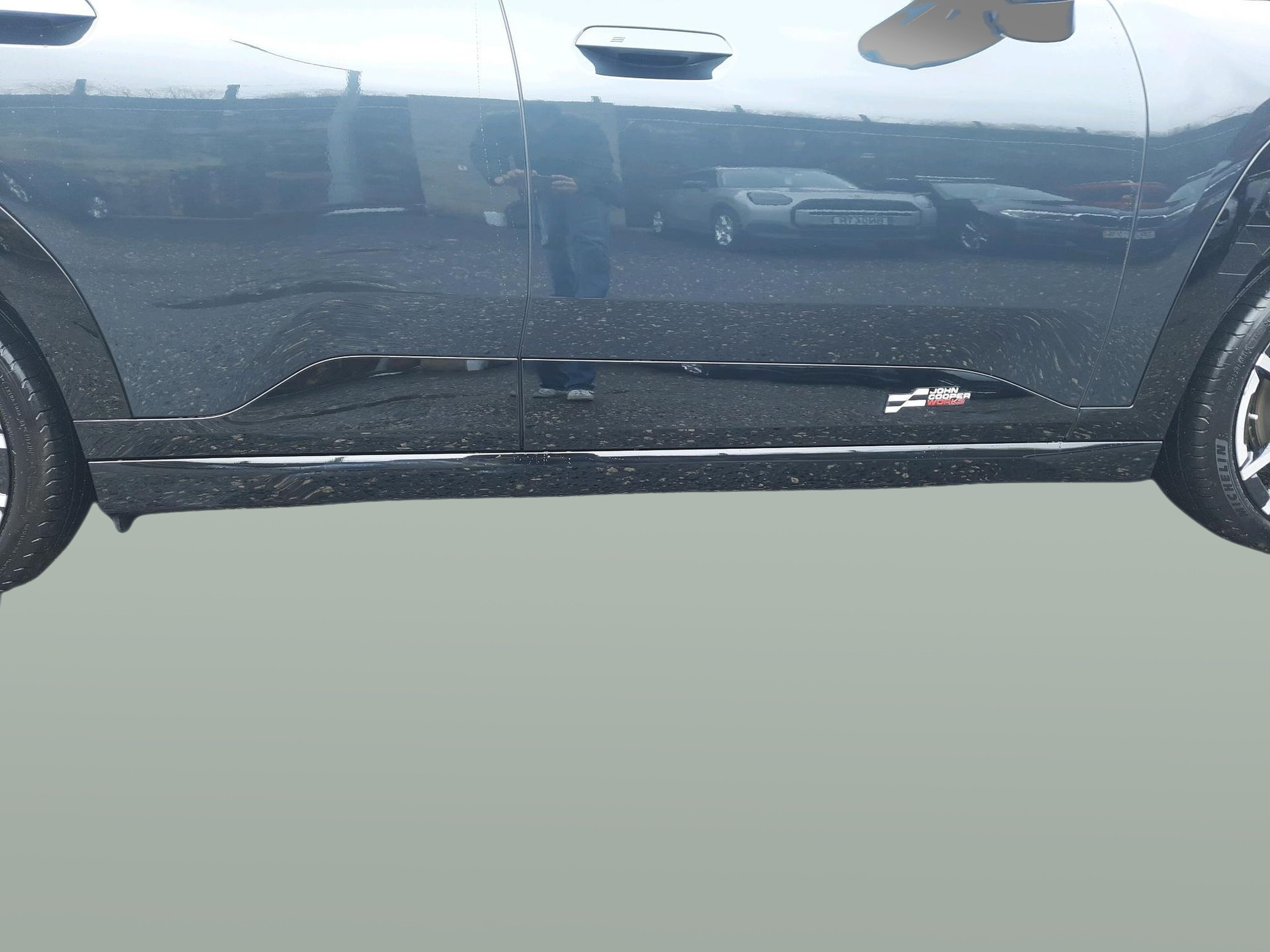 fotoG 16 del MINI MINI Aceman E 135 kW (184 CV) 184cv Elétrico de 2025 em Oeiras