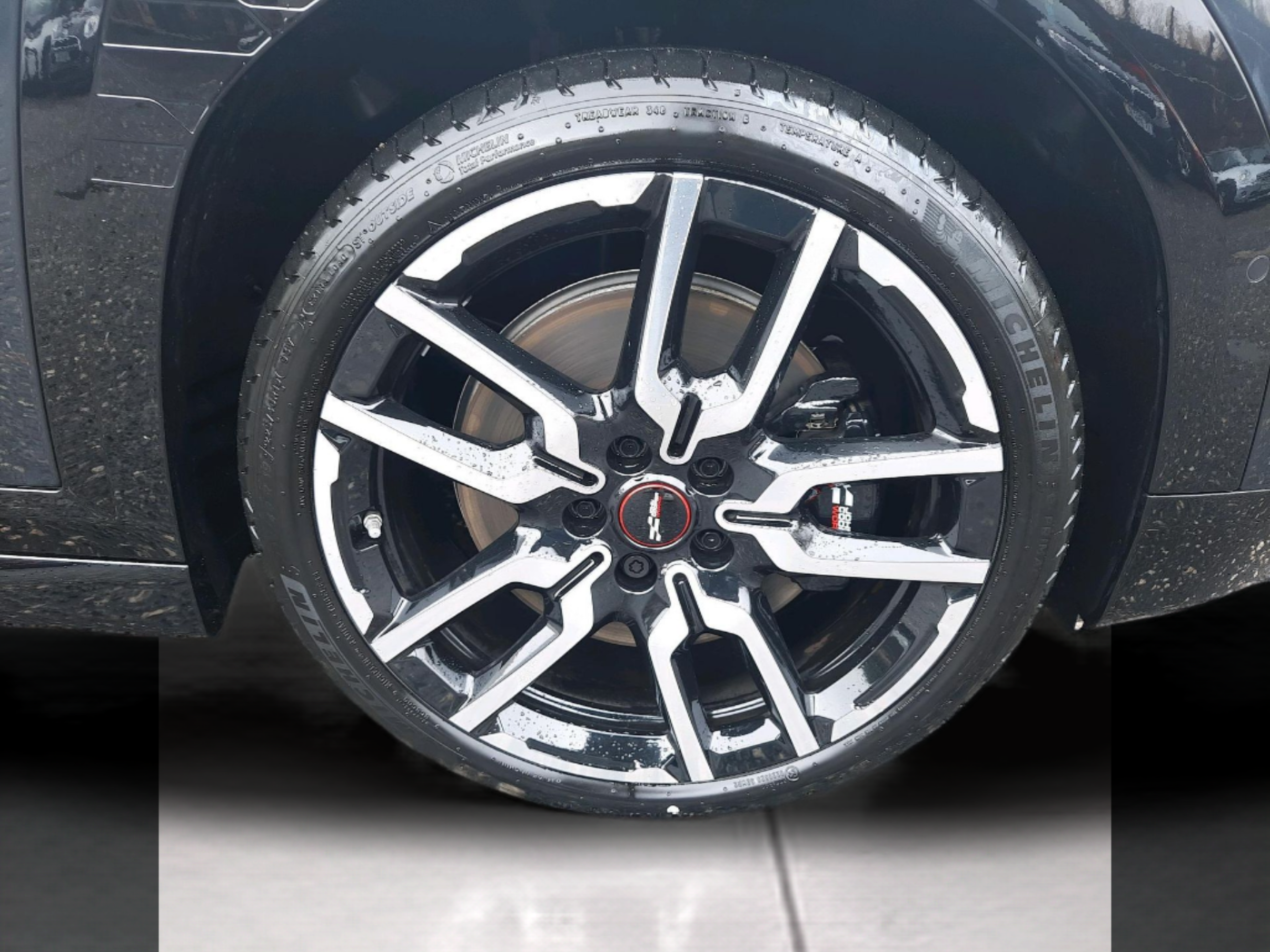 fotoG 12 del MINI MINI Aceman E 135 kW (184 CV) 184cv Elétrico de 2025 em Oeiras