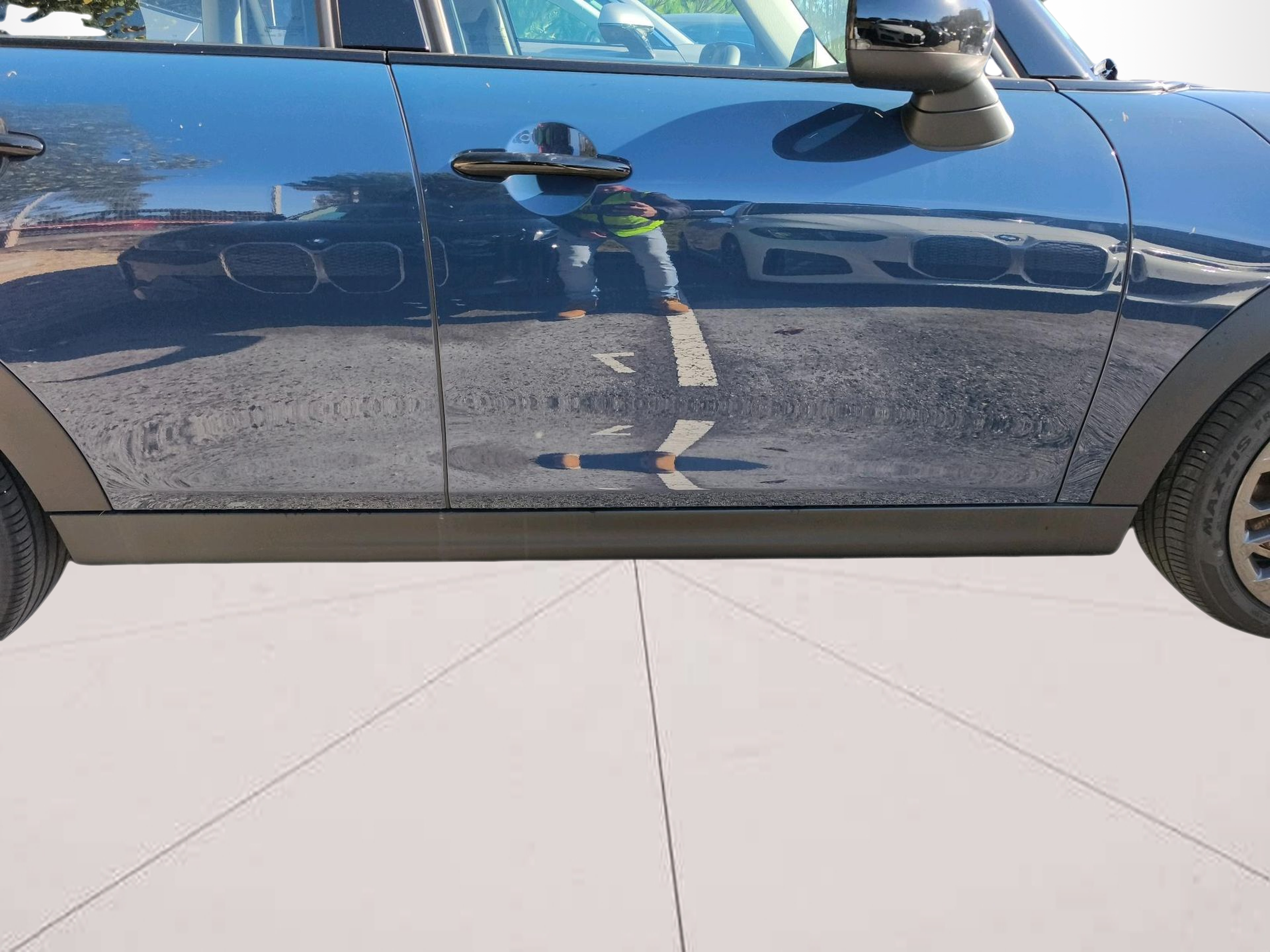 fotoG 16 del MINI MINI 5 Portas Cooper 115 kW (156 CV) 156cv Gasolina de 2025 em Oeiras