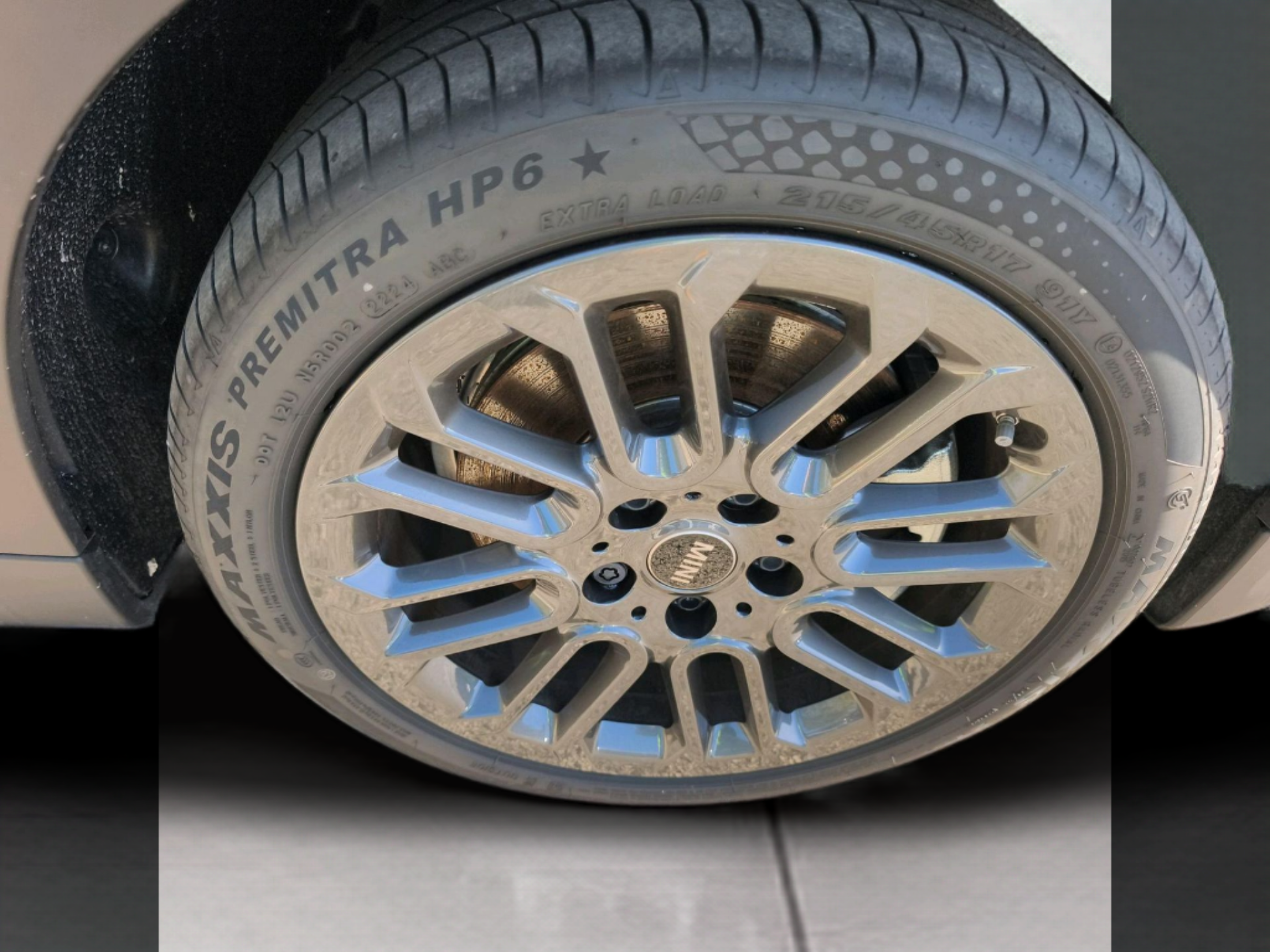 fotoG 11 del MINI MINI 5 Portas Cooper 115 kW (156 CV) 156cv Gasolina de 2025 em Oeiras