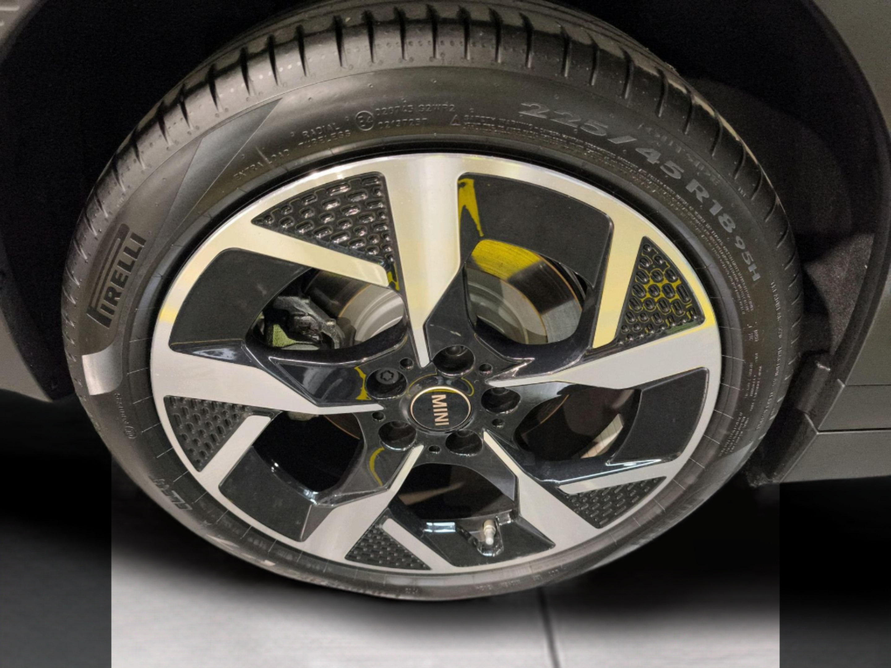 fotoG 12 del Mini MINI Aceman SE 218cv Elétrico de 2025 em Oeiras