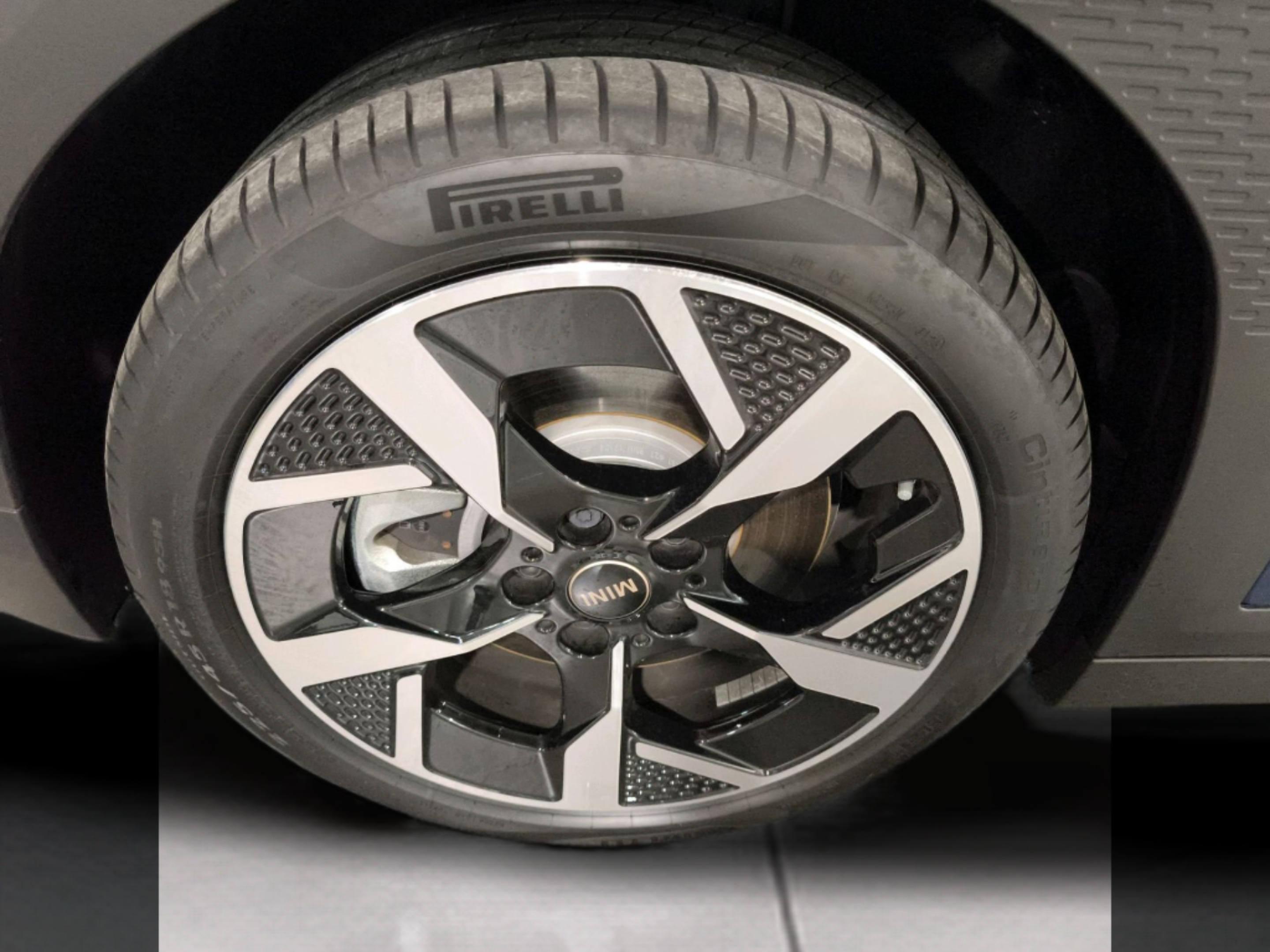 fotoG 14 del Mini MINI Aceman SE 218cv Elétrico de 2025 em Oeiras