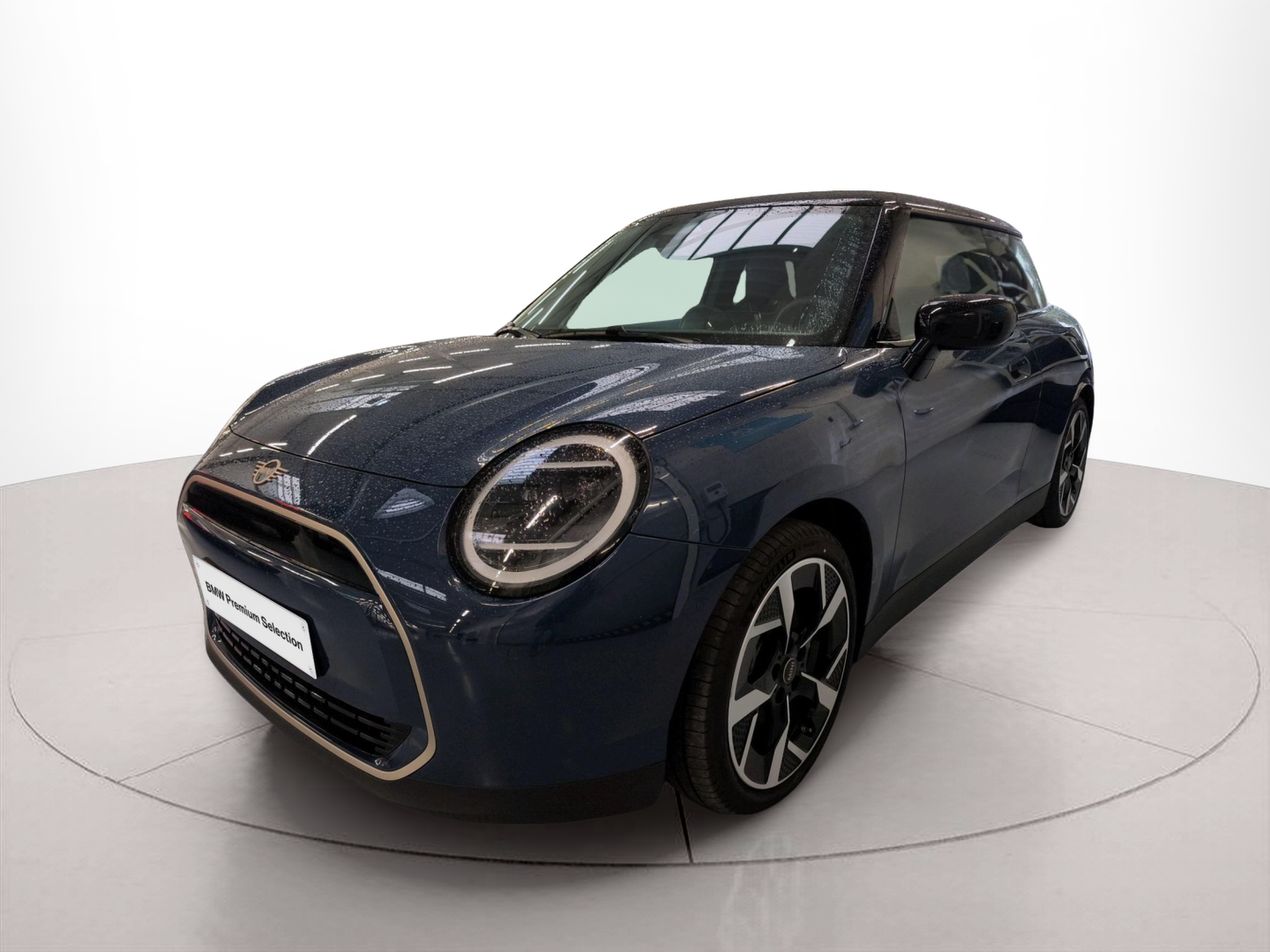 Fotos de MINI 3 Portas Cooper E 135 kW (184 CV)