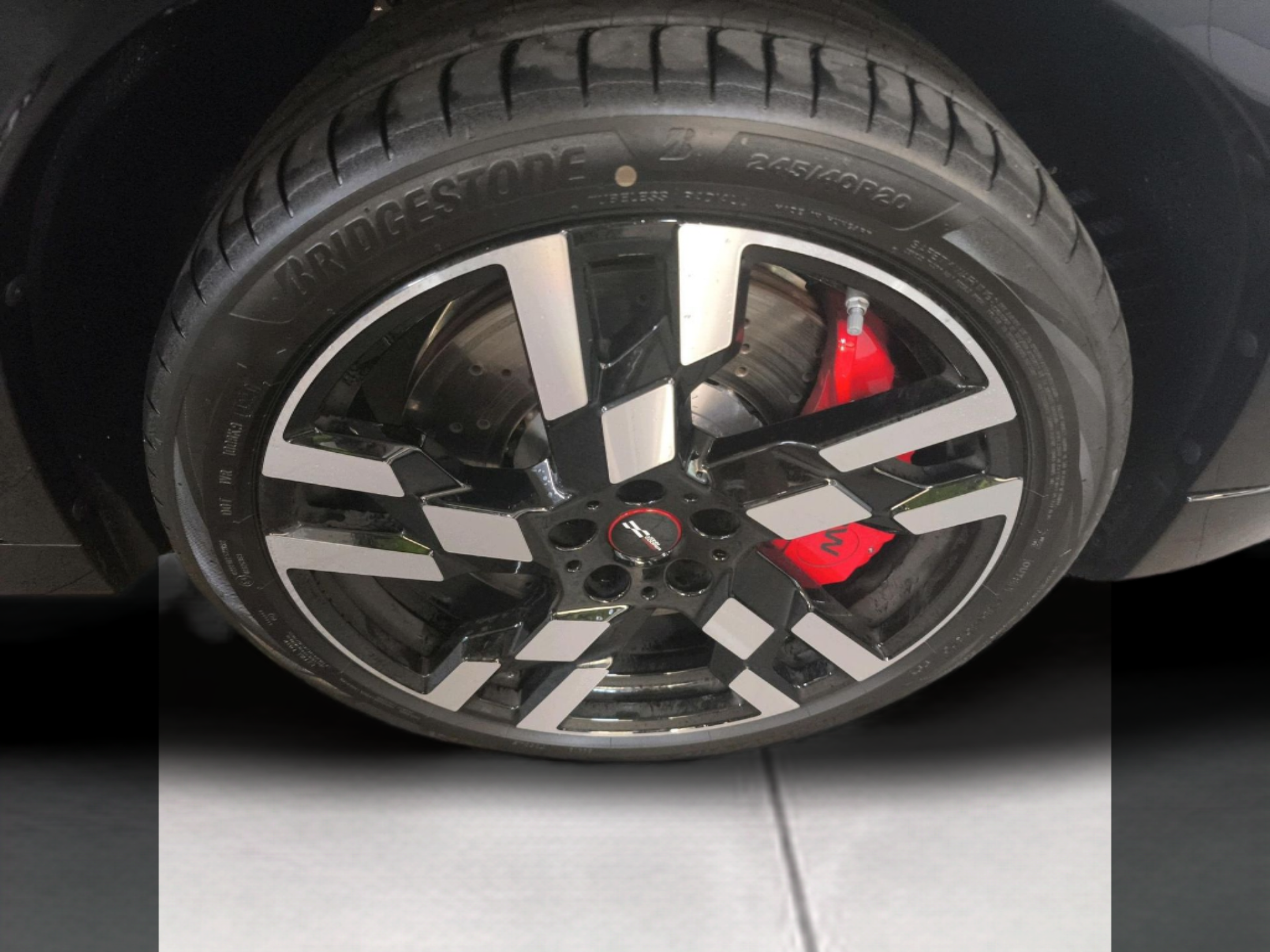 fotoG 13 del MINI MINI Countryman John Cooper Works ALL4 221 kW (300 CV) 300cv Gasolina de 2025 em Oeiras