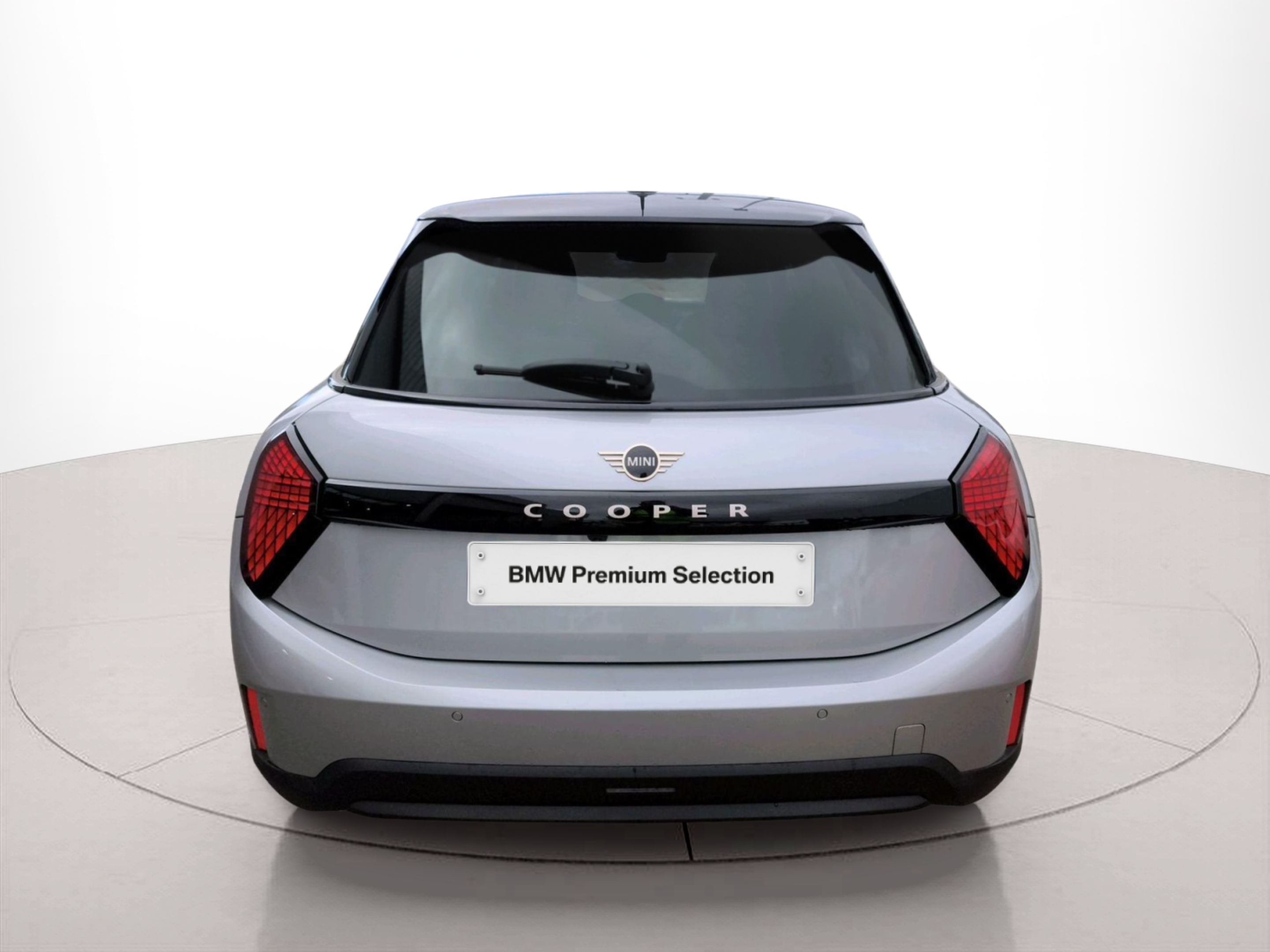 fotoG 6 del MINI MINI 5 Portas Cooper 115 kW (156 CV) 156cv Gasolina de 2025 em Oeiras