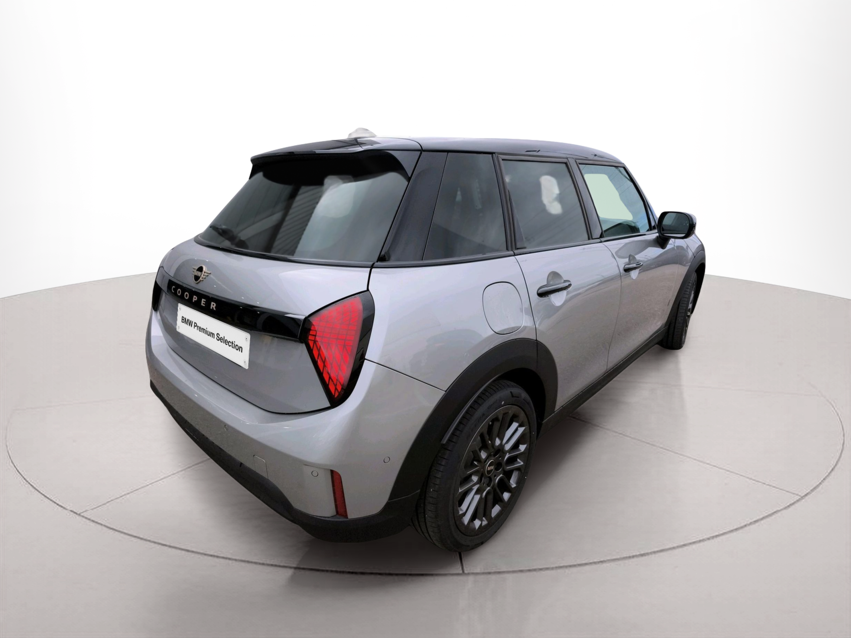 fotoG 4 del MINI MINI 5 Portas Cooper 115 kW (156 CV) 156cv Gasolina de 2025 em Oeiras