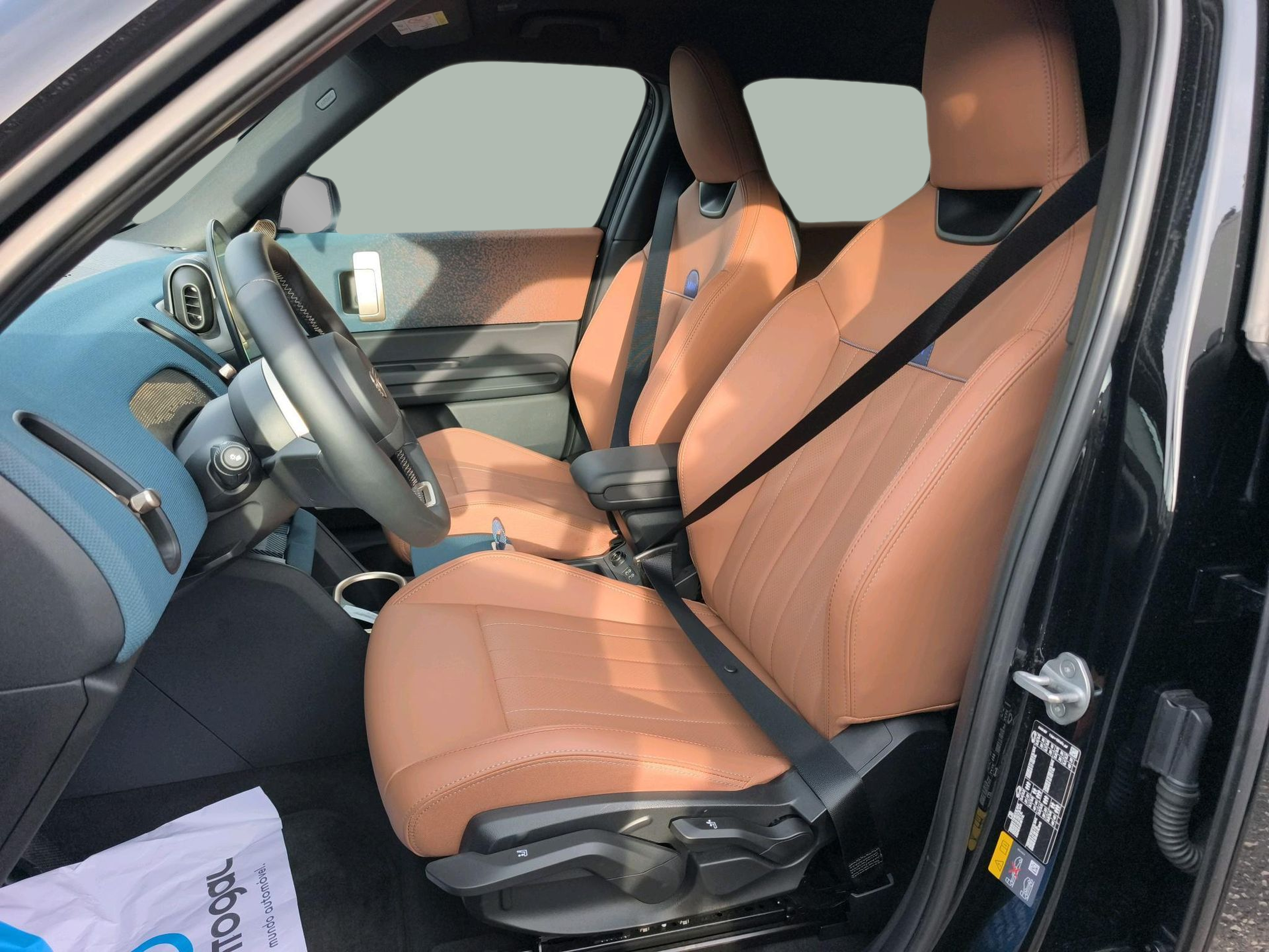 fotoG 8 del MINI MINI Countryman E 150 kW (204 CV) 204cv Elétrico de 2025 em Oeiras