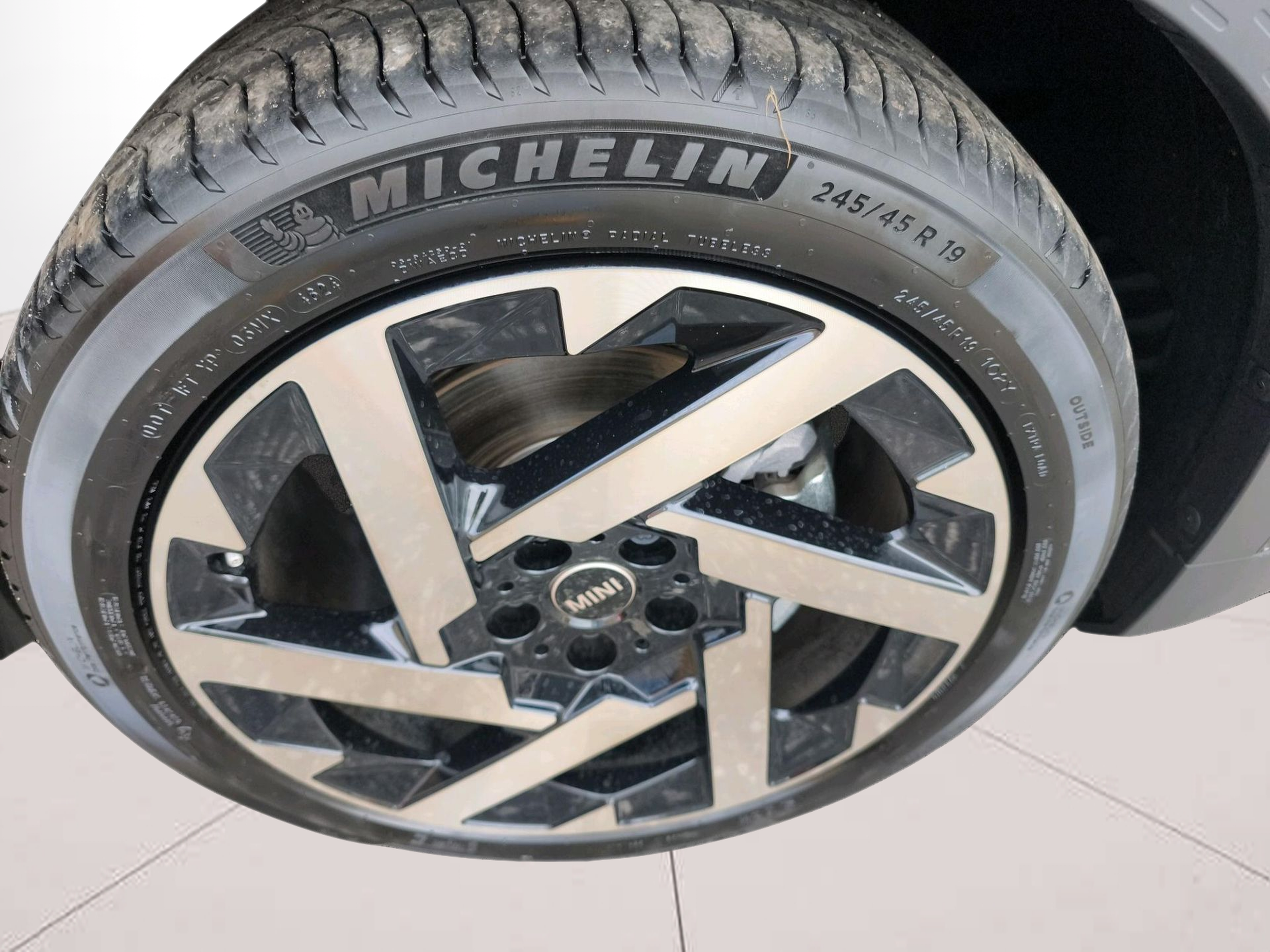 fotoG 13 del MINI MINI Countryman E 150 kW (204 CV) 204cv Elétrico de 2025 em Oeiras