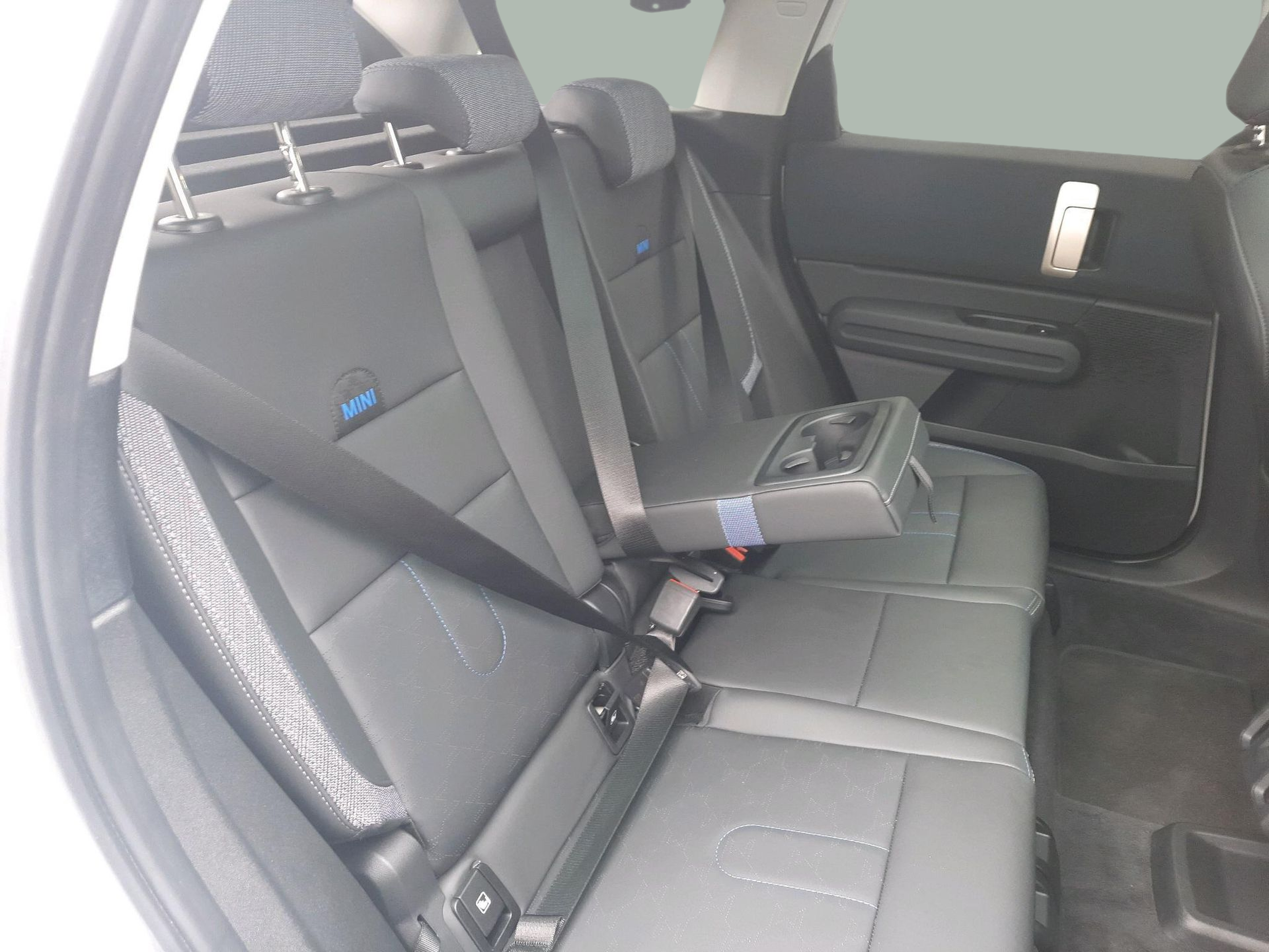 fotoG 9 del MINI MINI Countryman D 120 kW (163 CV) 163cv Diesel de 2025 em Oeiras