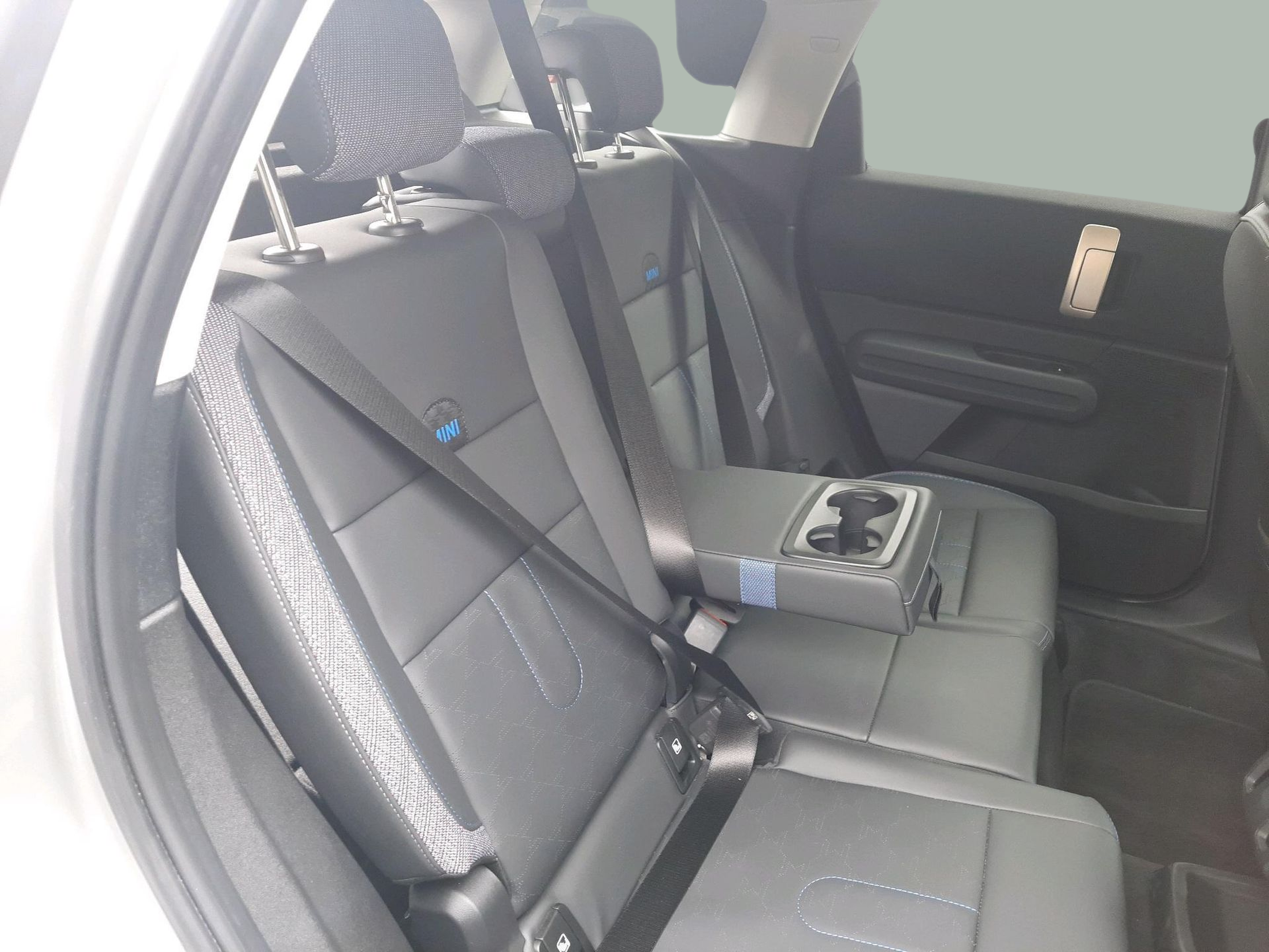 fotoG 9 del MINI MINI Countryman C 125 kW (170 CV) 170cv Gasolina de 2025 em Oeiras