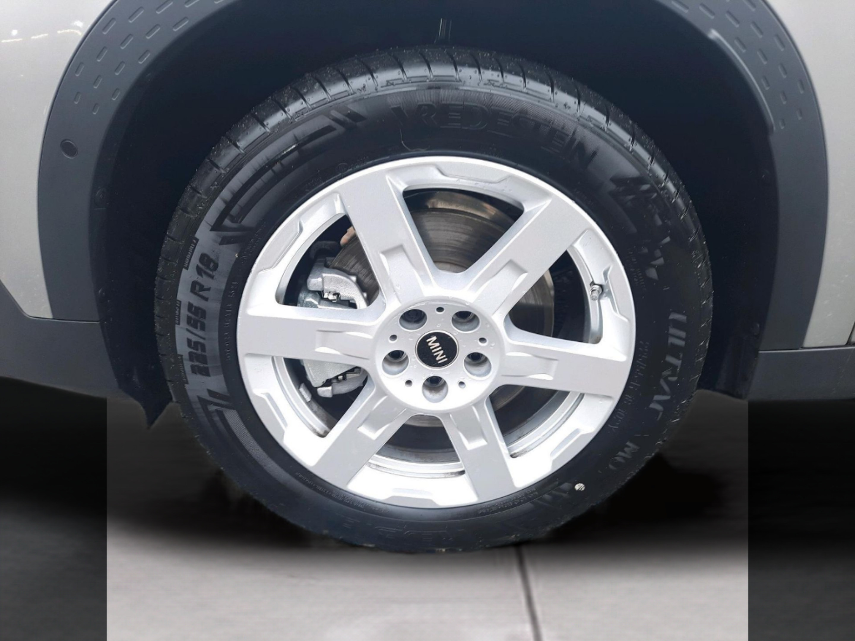 fotoG 13 del MINI MINI Countryman C 125 kW (170 CV) 170cv Gasolina de 2025 em Oeiras