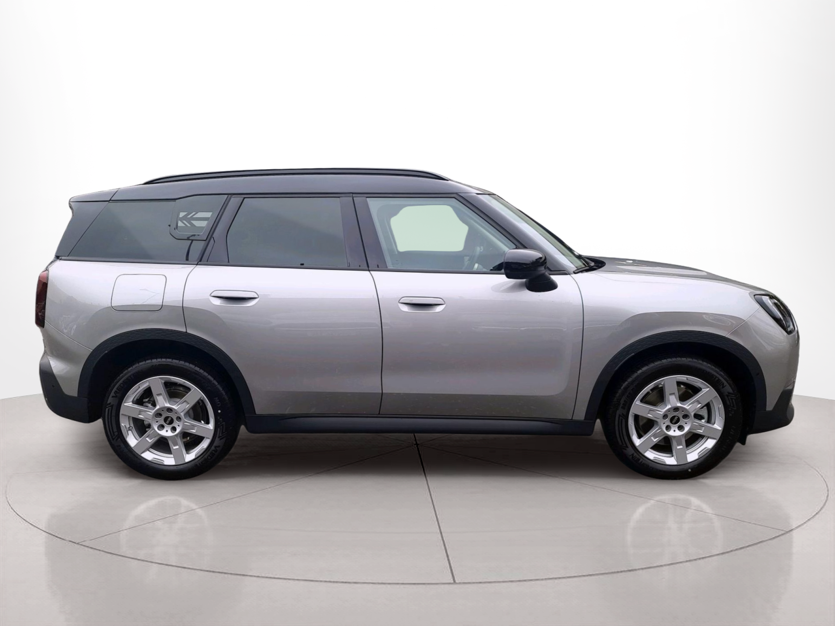 fotoG 3 del MINI MINI Countryman C 125 kW (170 CV) 170cv Gasolina de 2025 em Oeiras