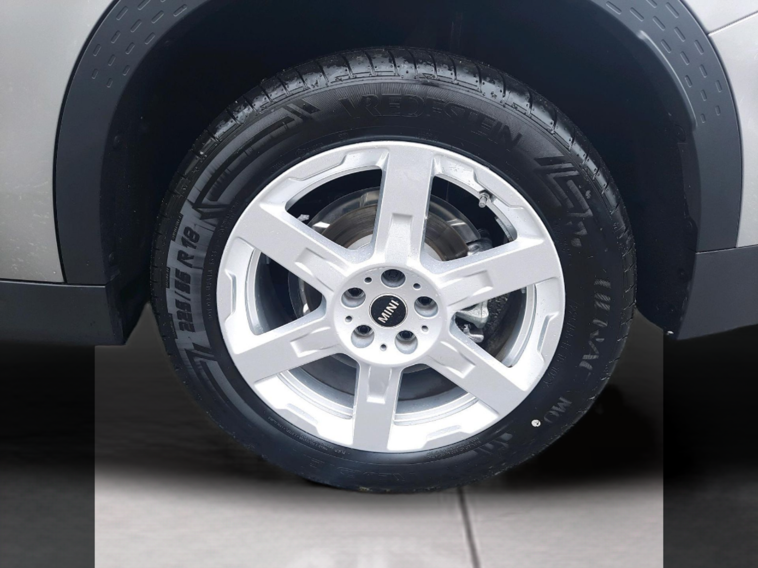 fotoG 14 del MINI MINI Countryman C 125 kW (170 CV) 170cv Gasolina de 2025 em Oeiras