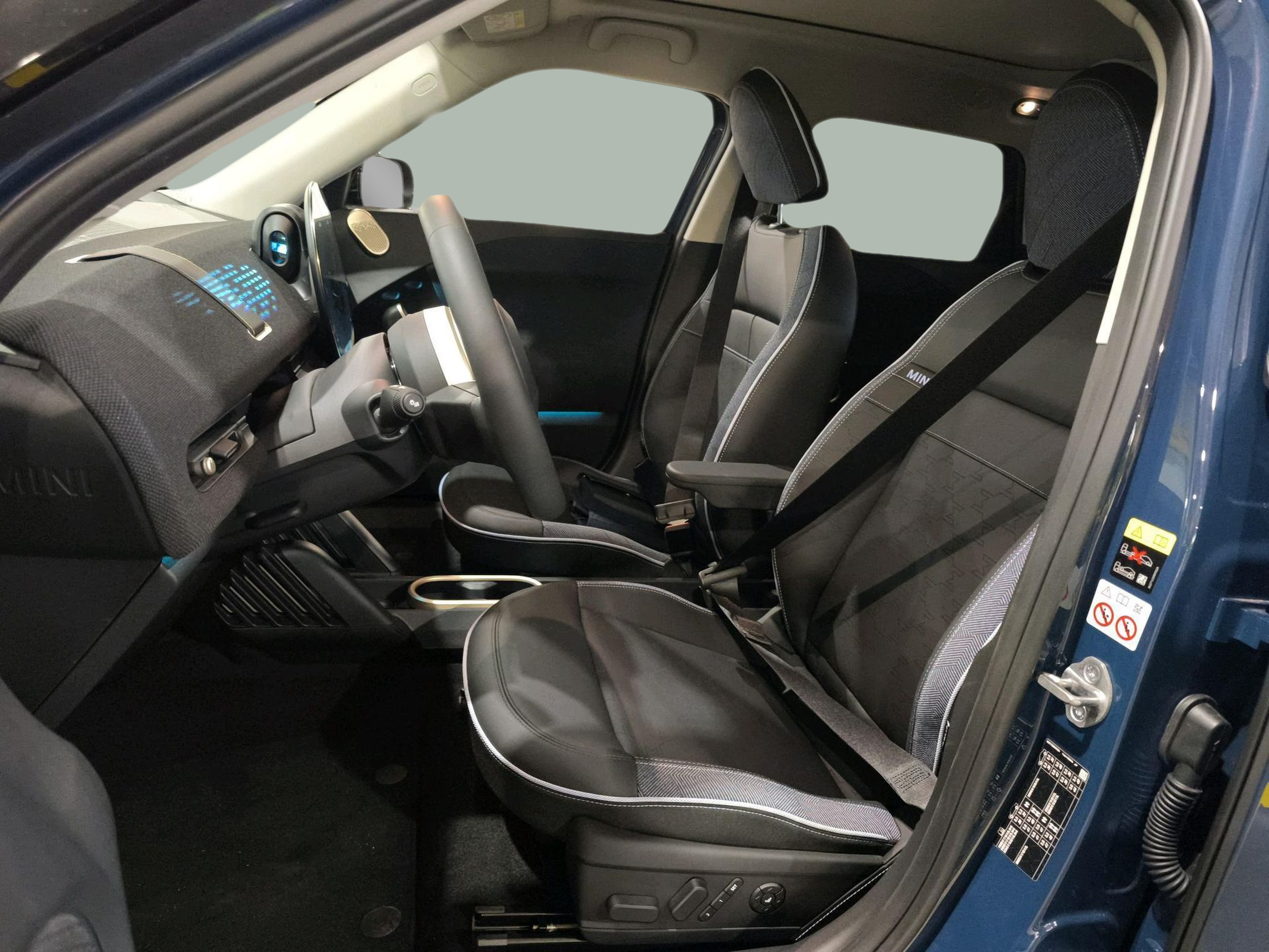 fotoG 8 del mini MINI Aceman SE 160 kW (218 CV) 218cv Elétrico de 2025 em Oeiras