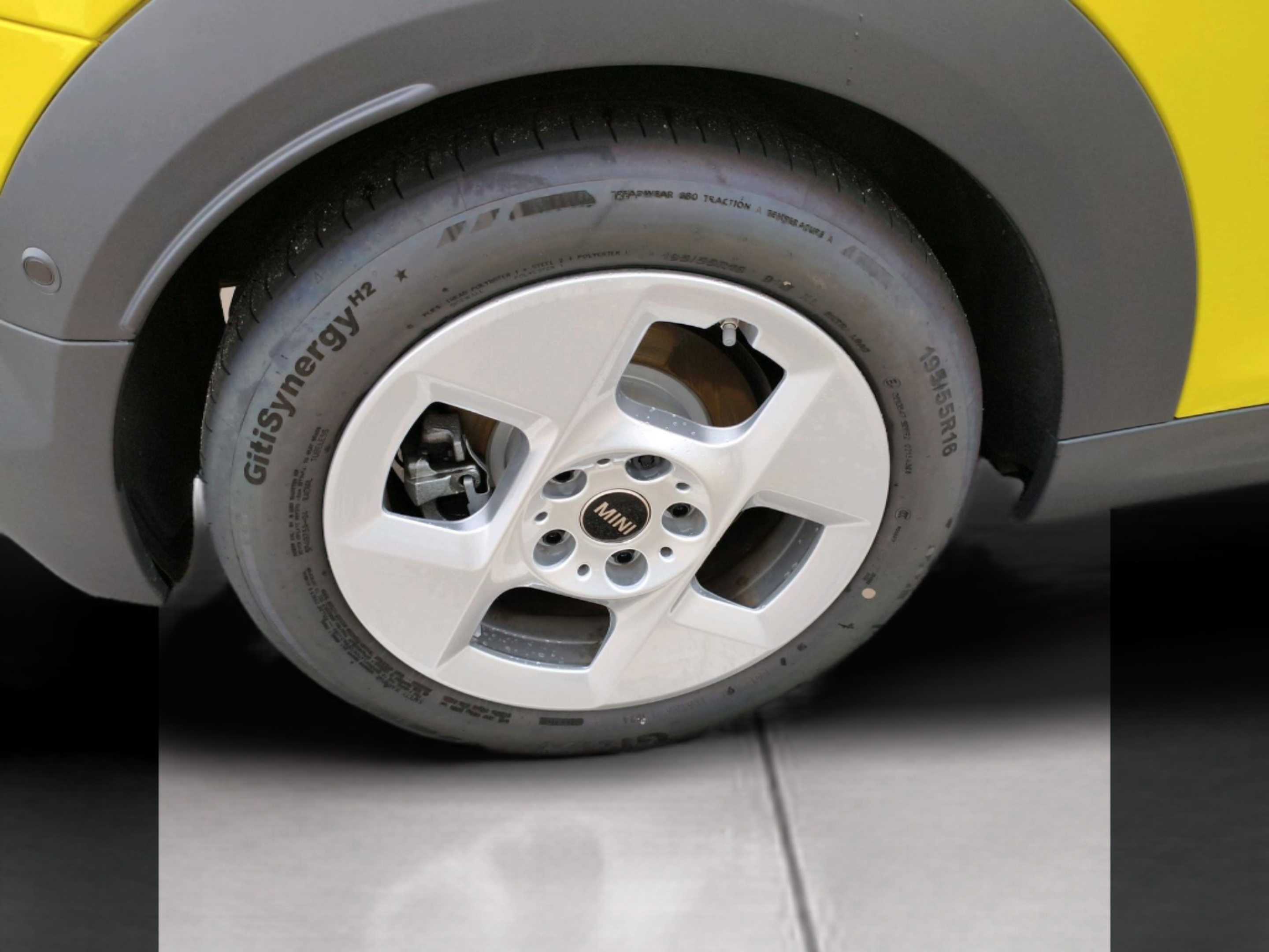 fotoG 14 del MINI MINI Cabrio Cooper S 150 kW (204 CV) 204cv Gasolina de 2025 em Oeiras