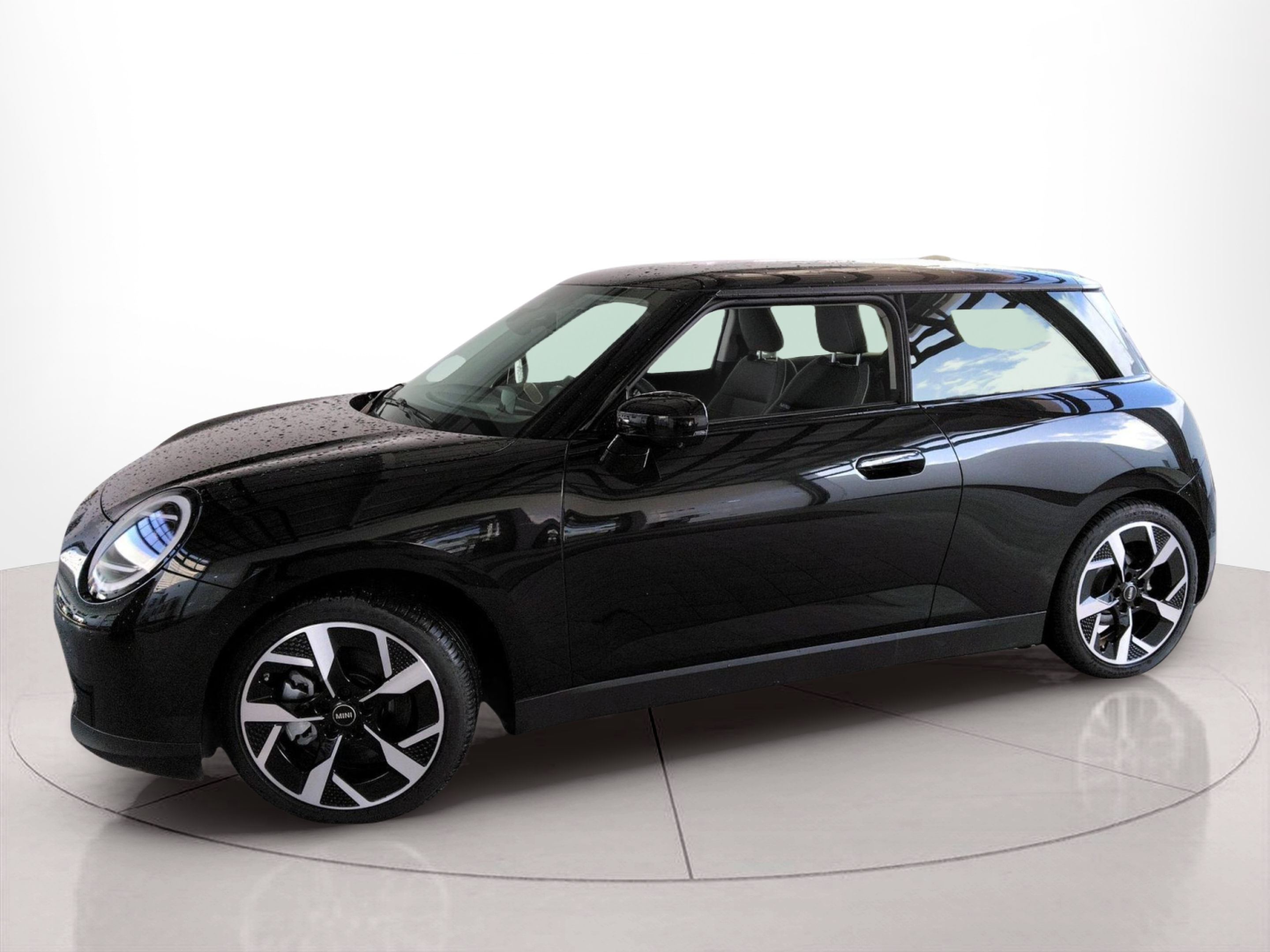 Fotos de MINI 3 Portas Cooper E 135 kW (184 CV)