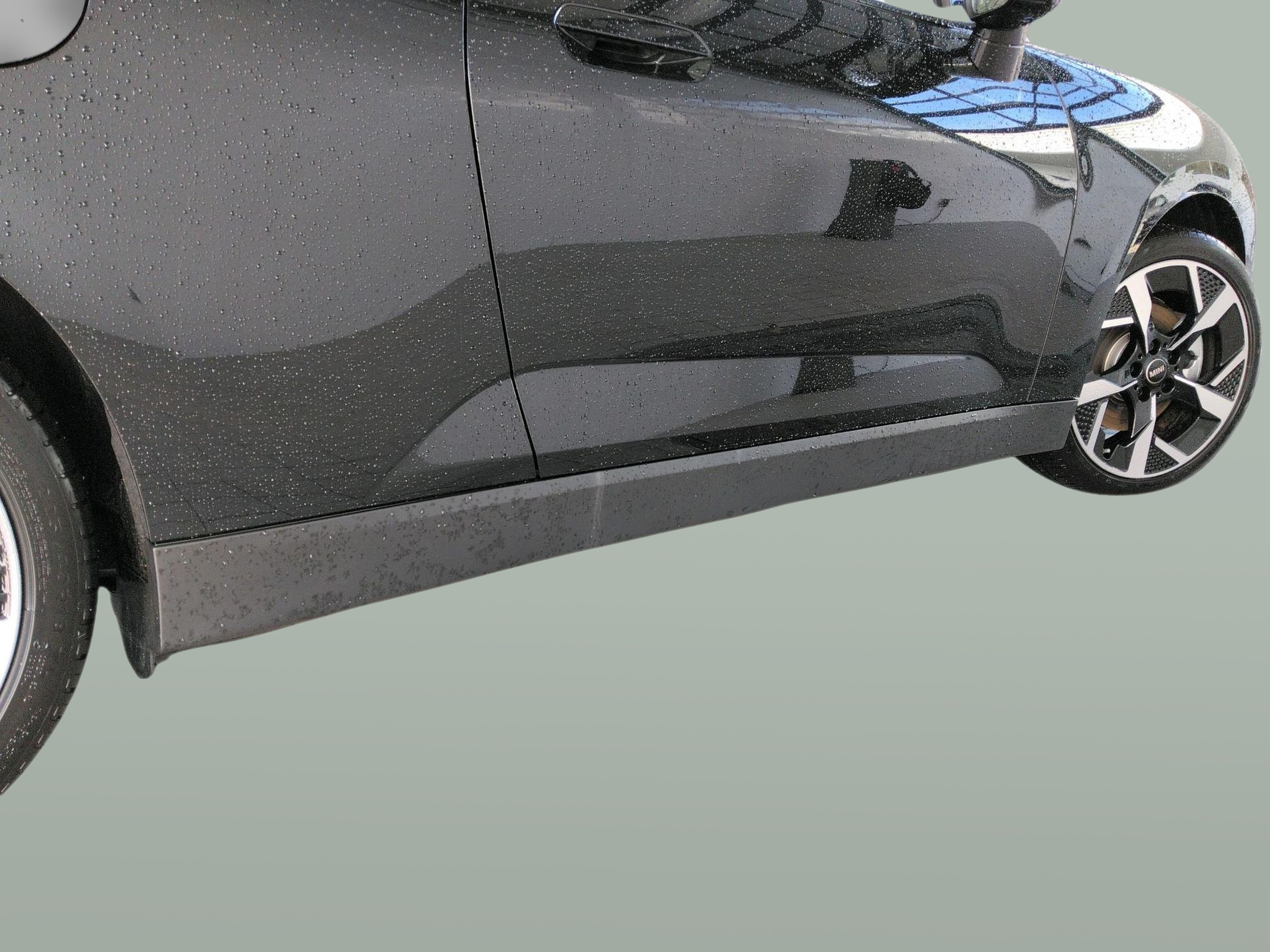 fotoG 16 del MINI MINI 3 Portas Cooper E 135 kW (184 CV) 184cv Elétrico de 2025 em Oeiras