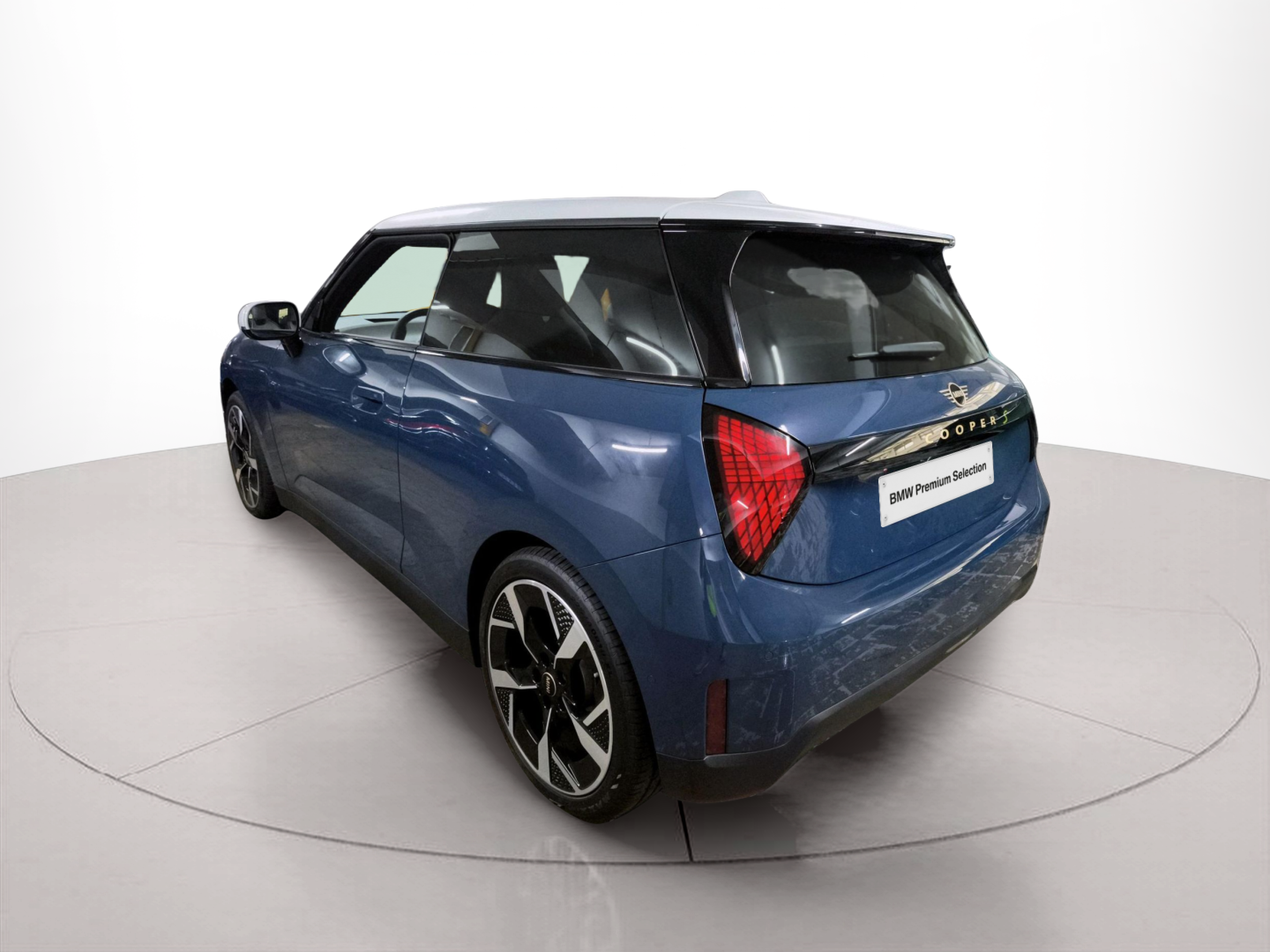 fotoG 4 del MINI MINI 3 Portas Cooper S E 160 kW (218 CV) 218cv Elétrico de 2025 em Oeiras