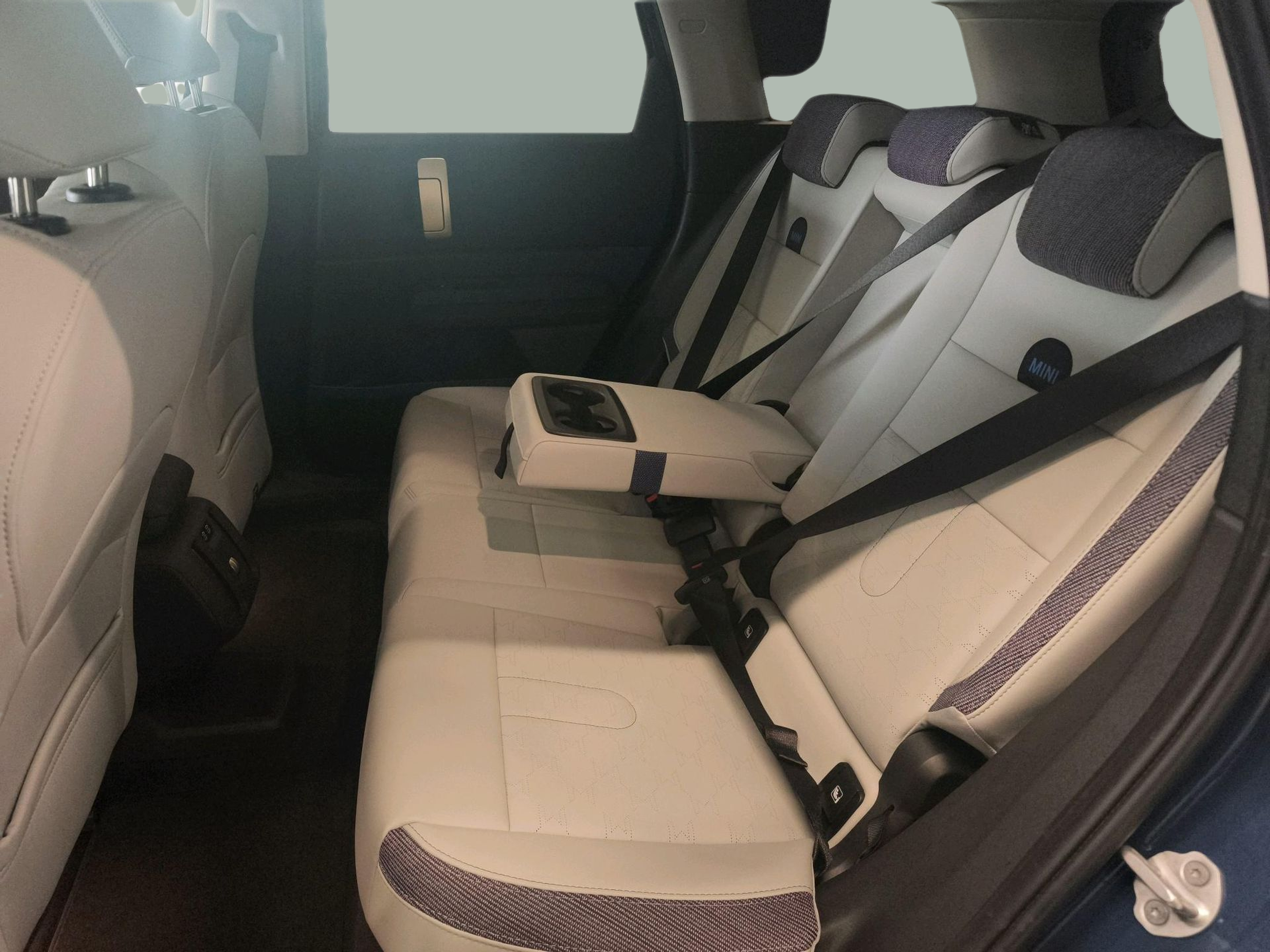 fotoG 9 del MINI MINI Countryman E 150 kW (204 CV) 204cv Elétrico de 2025 em Oeiras