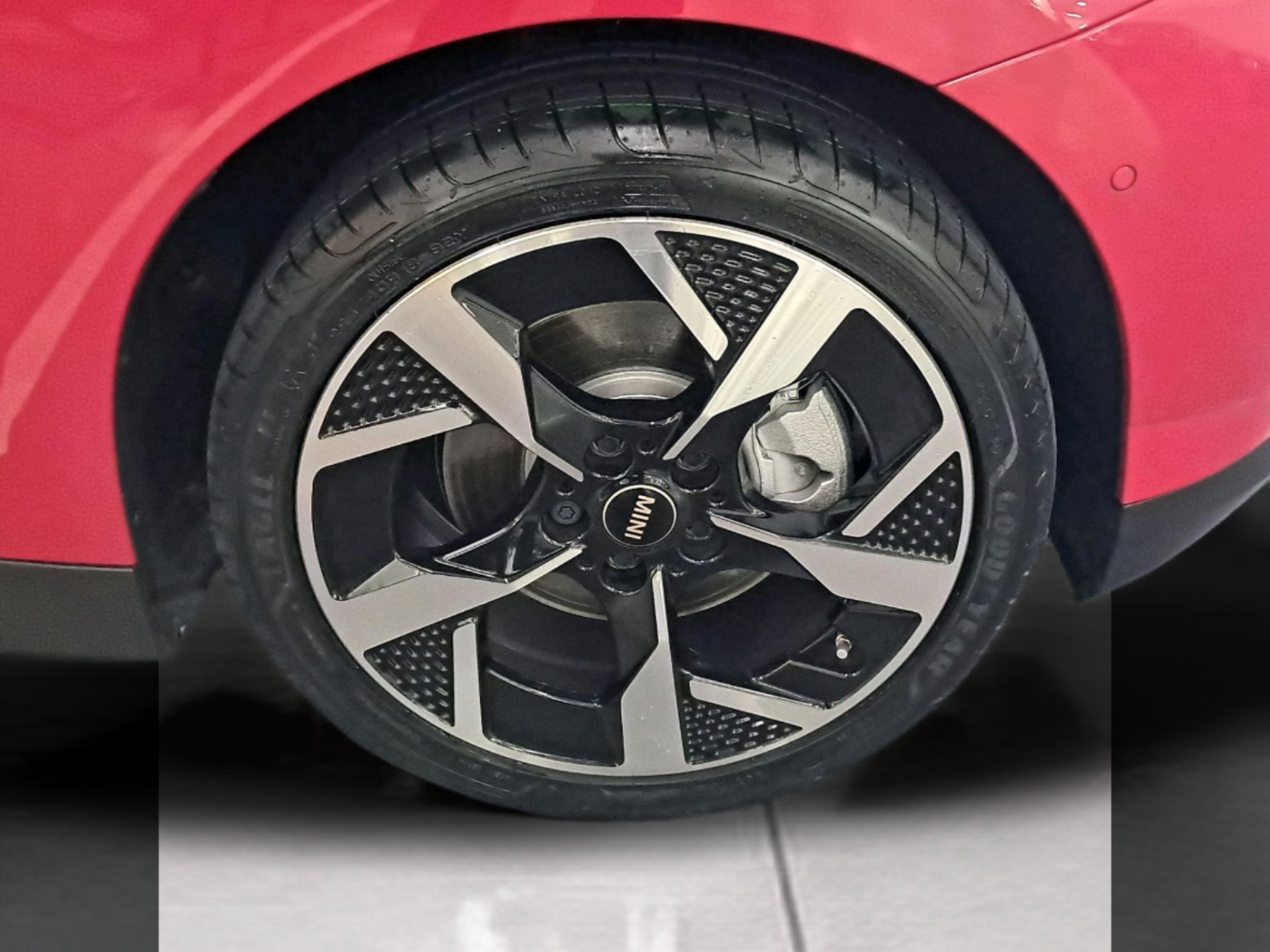 fotoG 11 del MINI MINI 3 Portas Cooper S E 160 kW (218 CV) 218cv Elétrico de 2025 em Oeiras