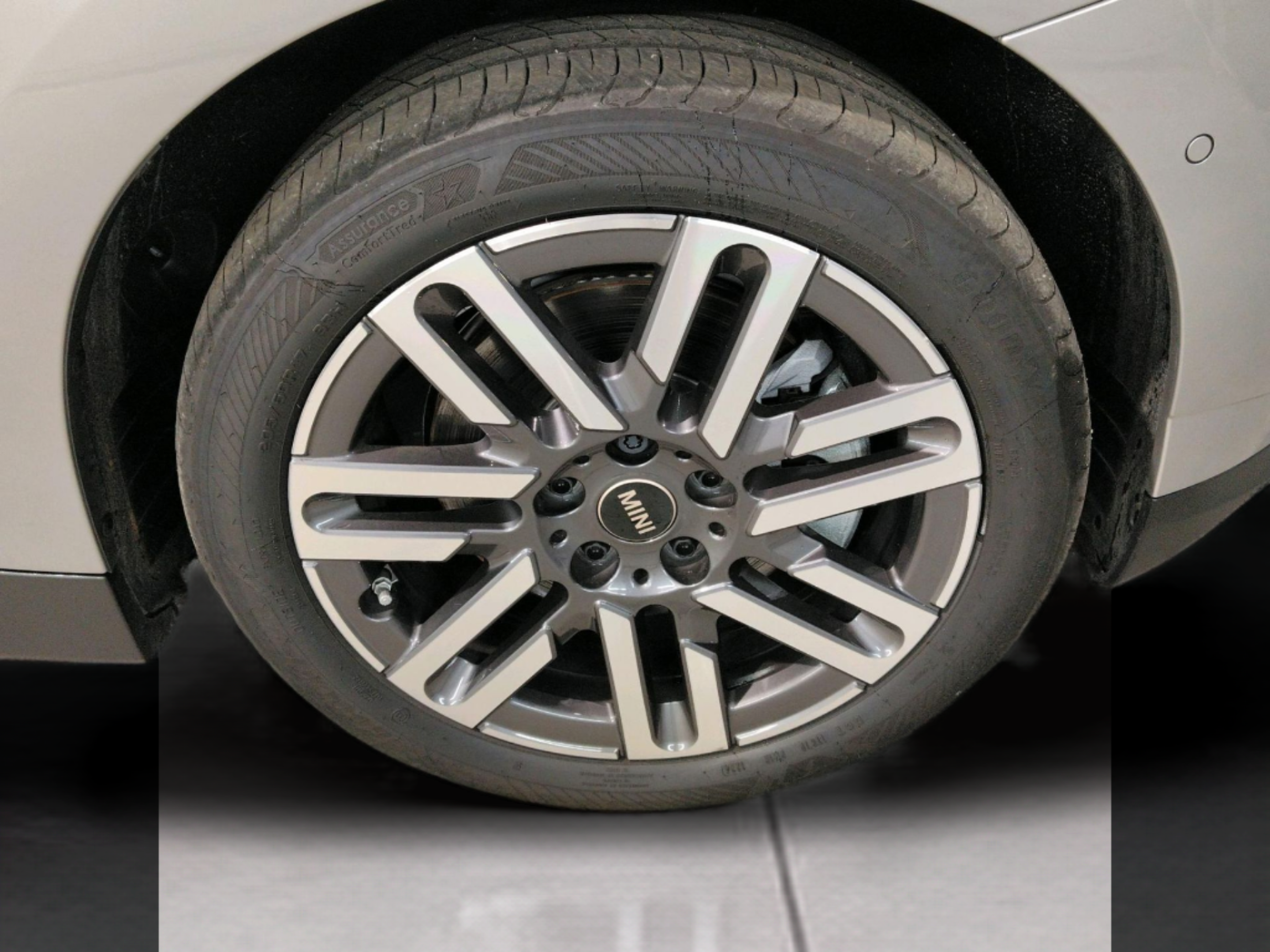 fotoG 14 del MINI MINI 3 Portas Cooper S E 160 kW (218 CV) 218cv Elétrico de 2025 em Oeiras