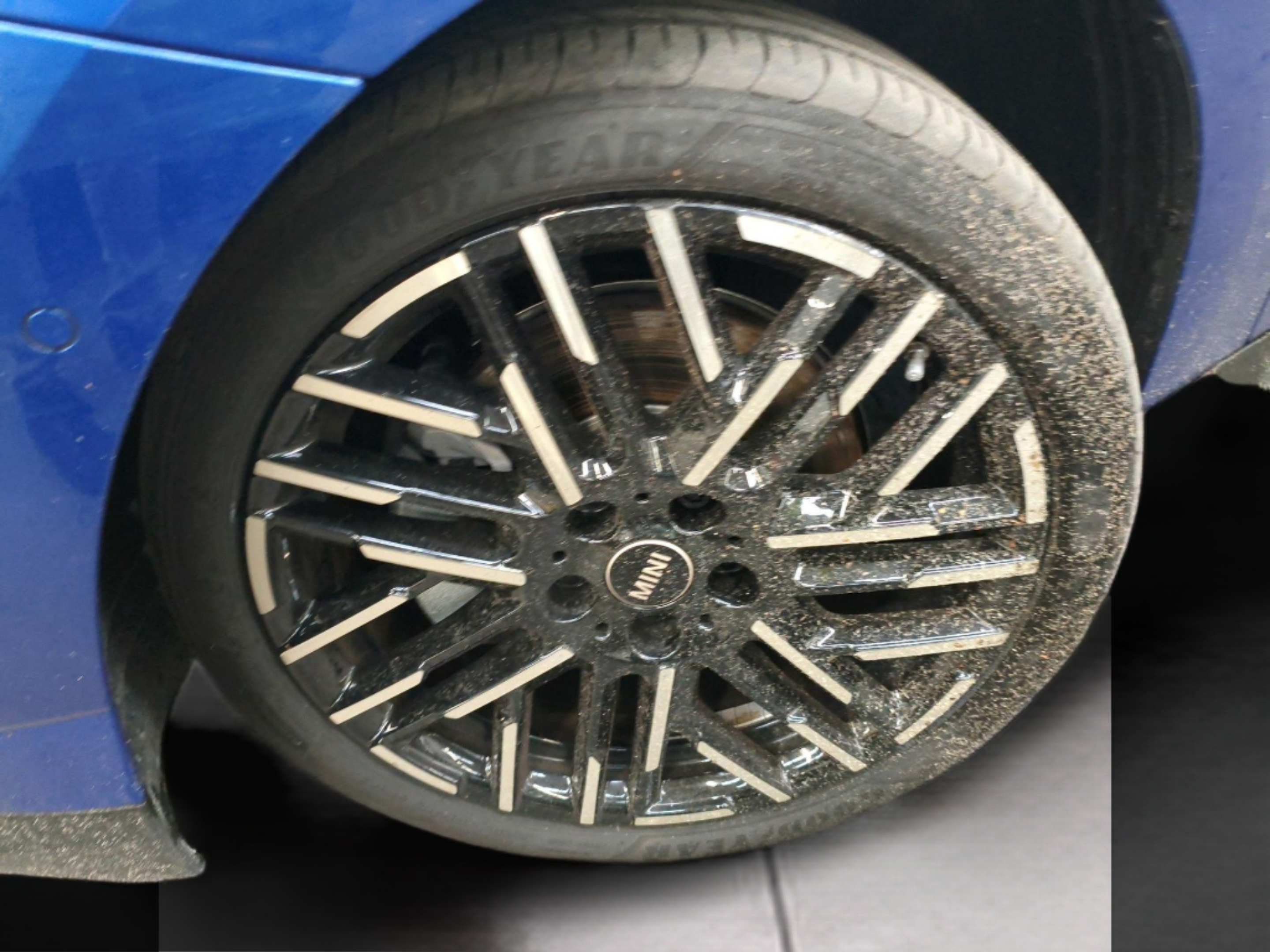 fotoG 12 del MINI MINI 3 Portas Cooper S E 160 kW (218 CV) 218cv Elétrico de 2025 em Oeiras