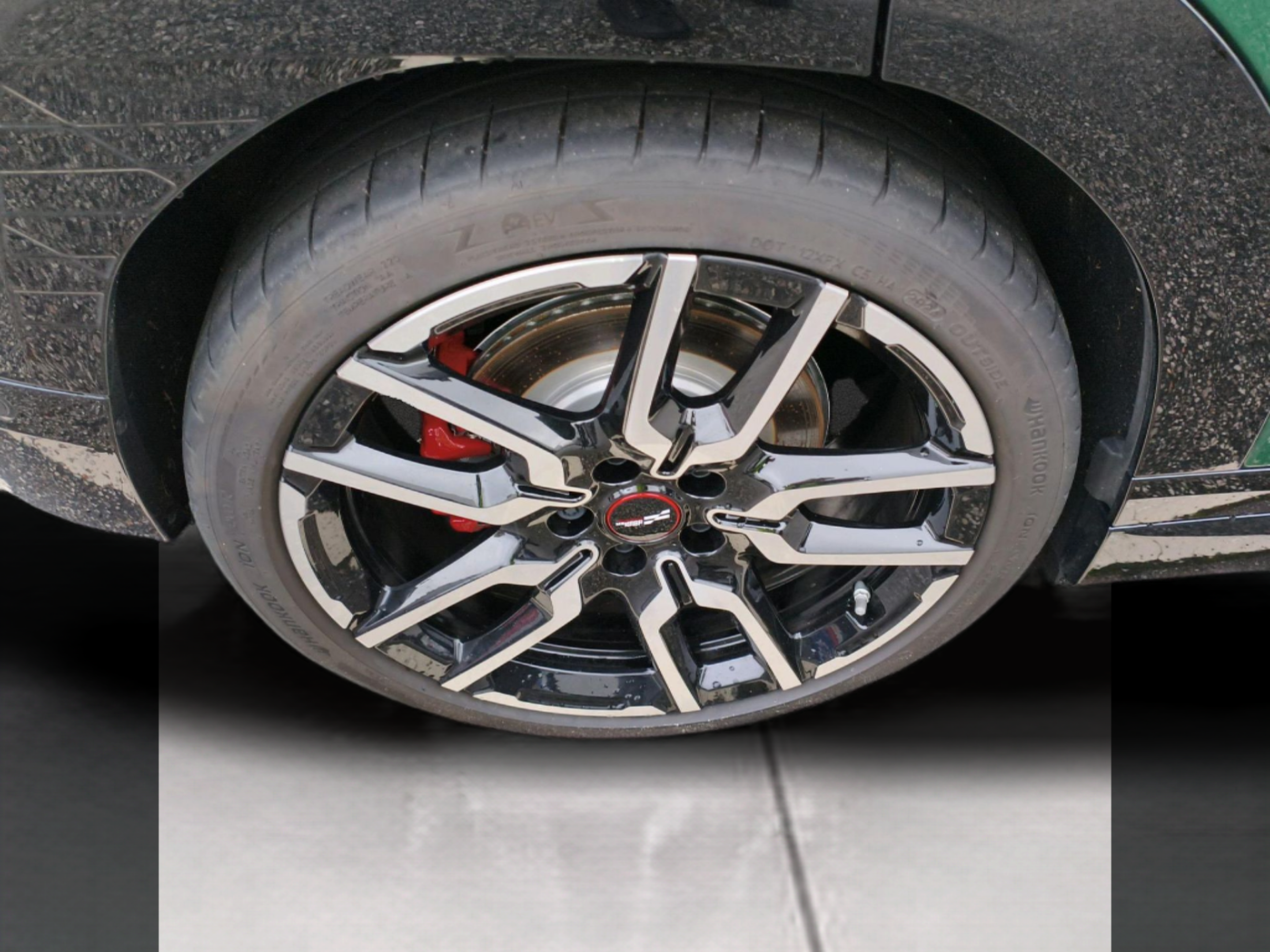 fotoG 13 del MINI MINI Aceman John Cooper Works E 190 kW (258 CV) 258cv Elétrico de 2025 em Oeiras