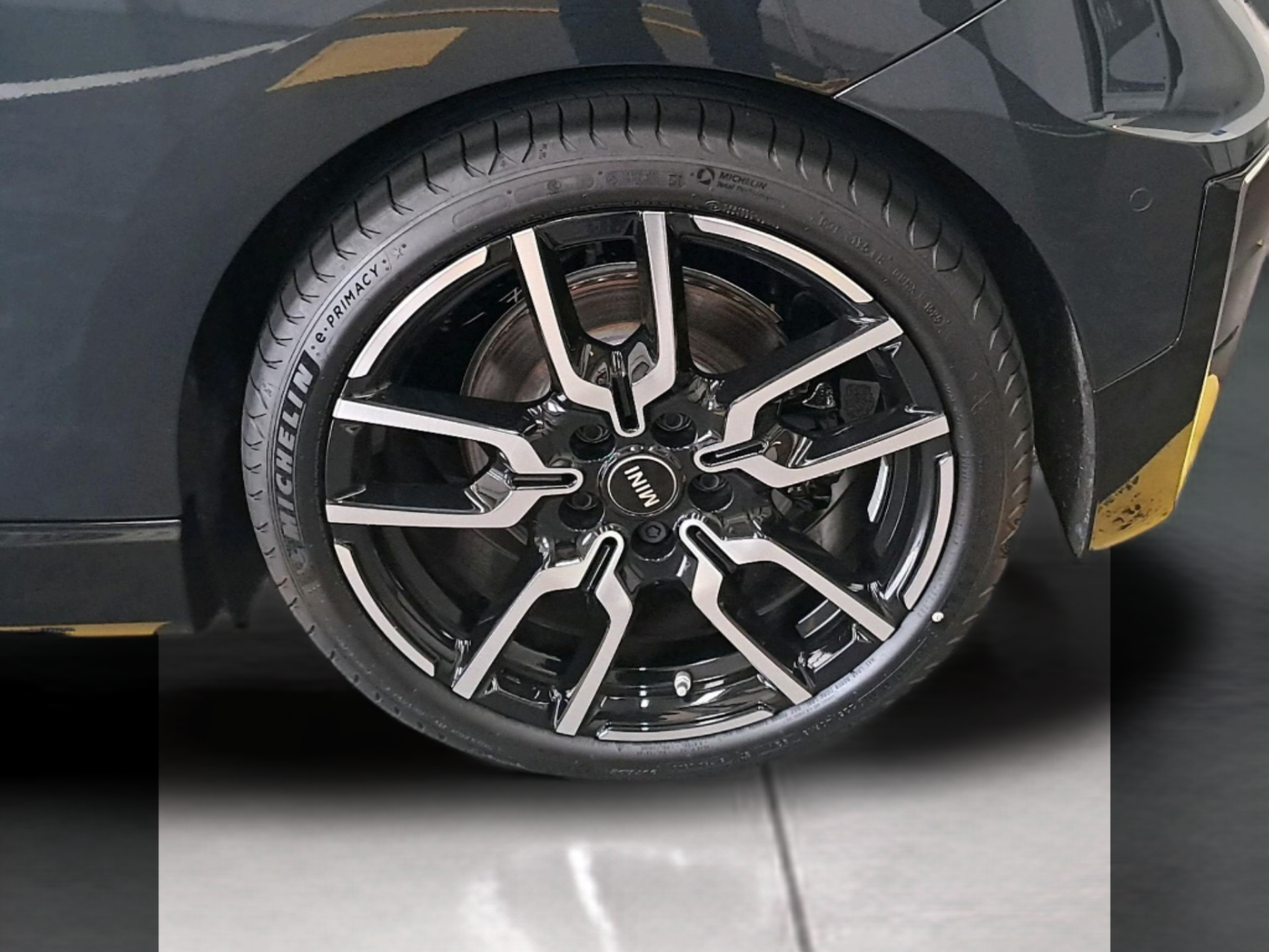 fotoG 12 del MINI MINI Cooper S E 160 kW (218 CV) 218cv Elétrico de 2025 em Oeiras