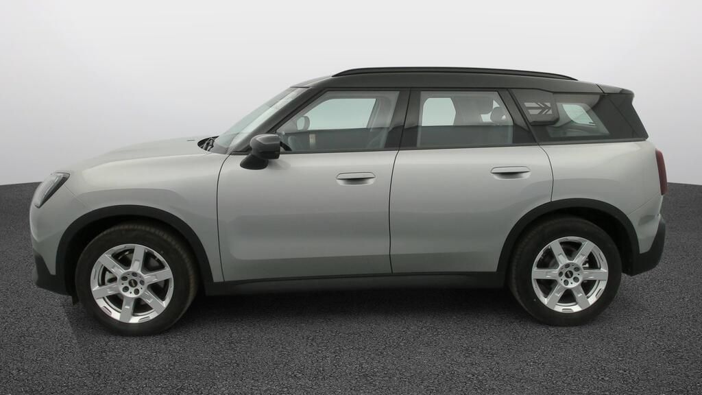 fotoG 3 del MINI MINI Countryman C 125 kW (170 CV) 170cv Gasolina de 2024 em Oeiras