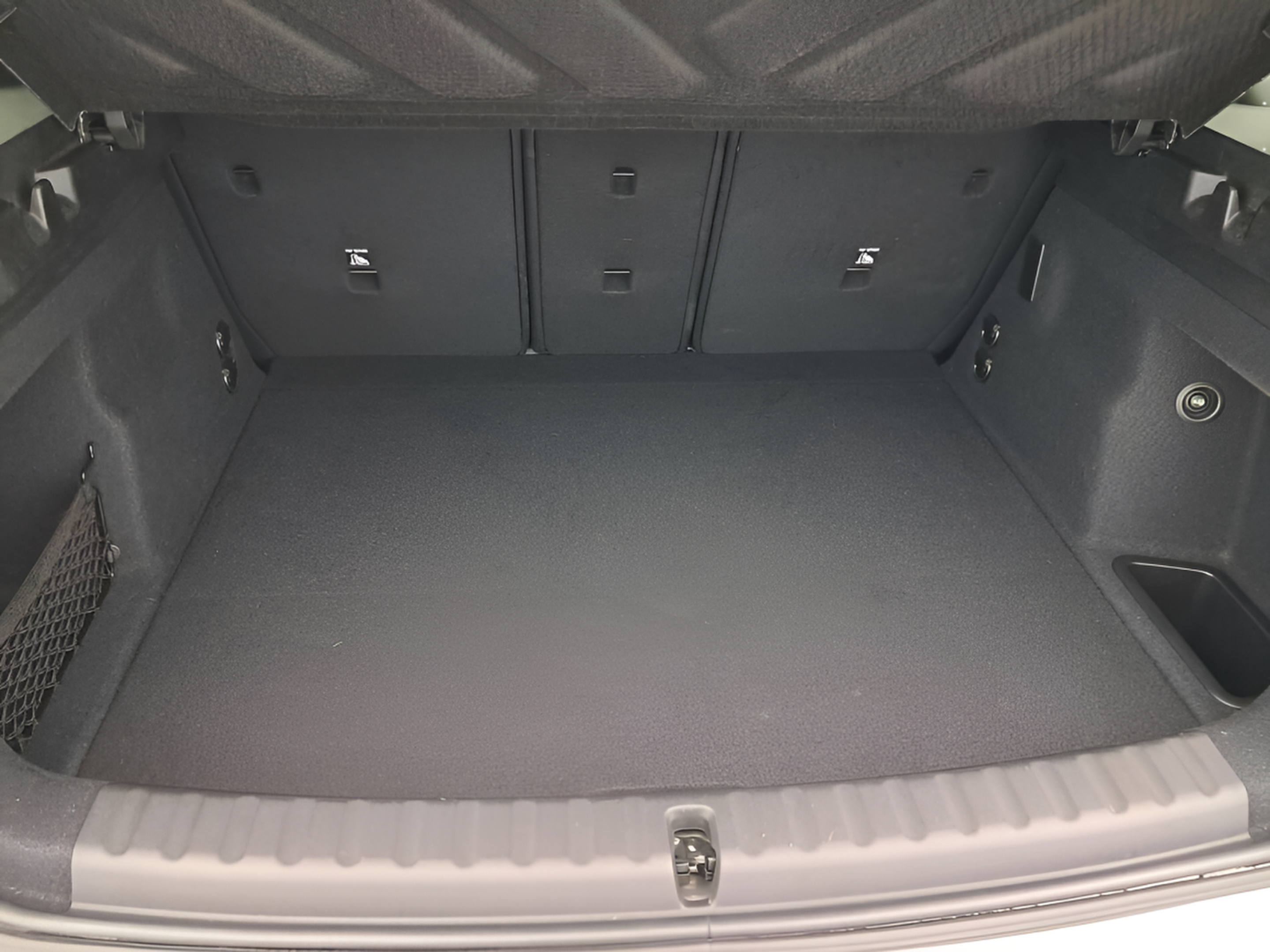 fotoG 10 del MINI MINI Countryman SE ALL4 230 kW (313 CV) 313cv Elétrico de 2024 em Oeiras