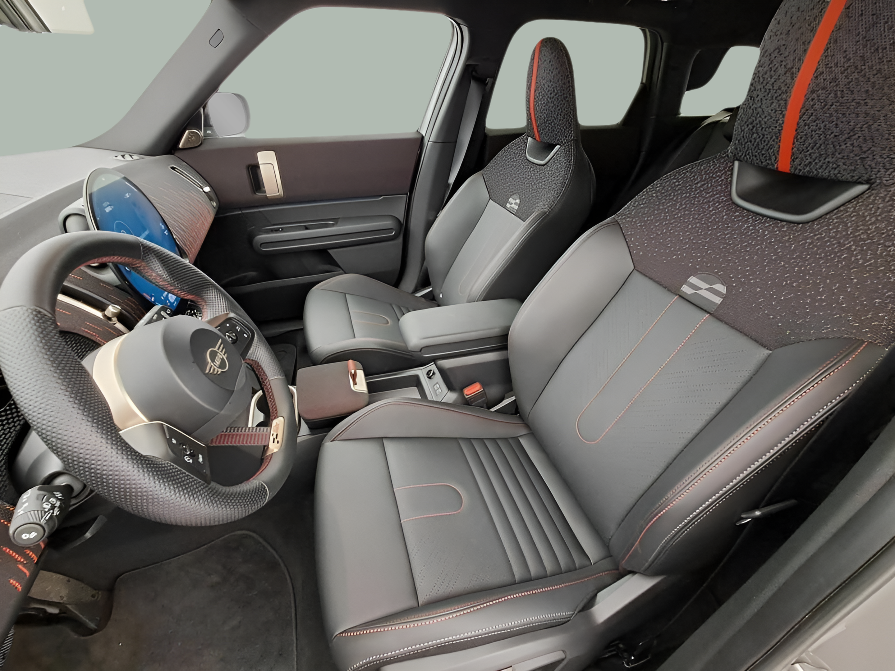 fotoG 8 del MINI MINI Countryman SE ALL4 230 kW (313 CV) 313cv Elétrico de 2024 em Oeiras