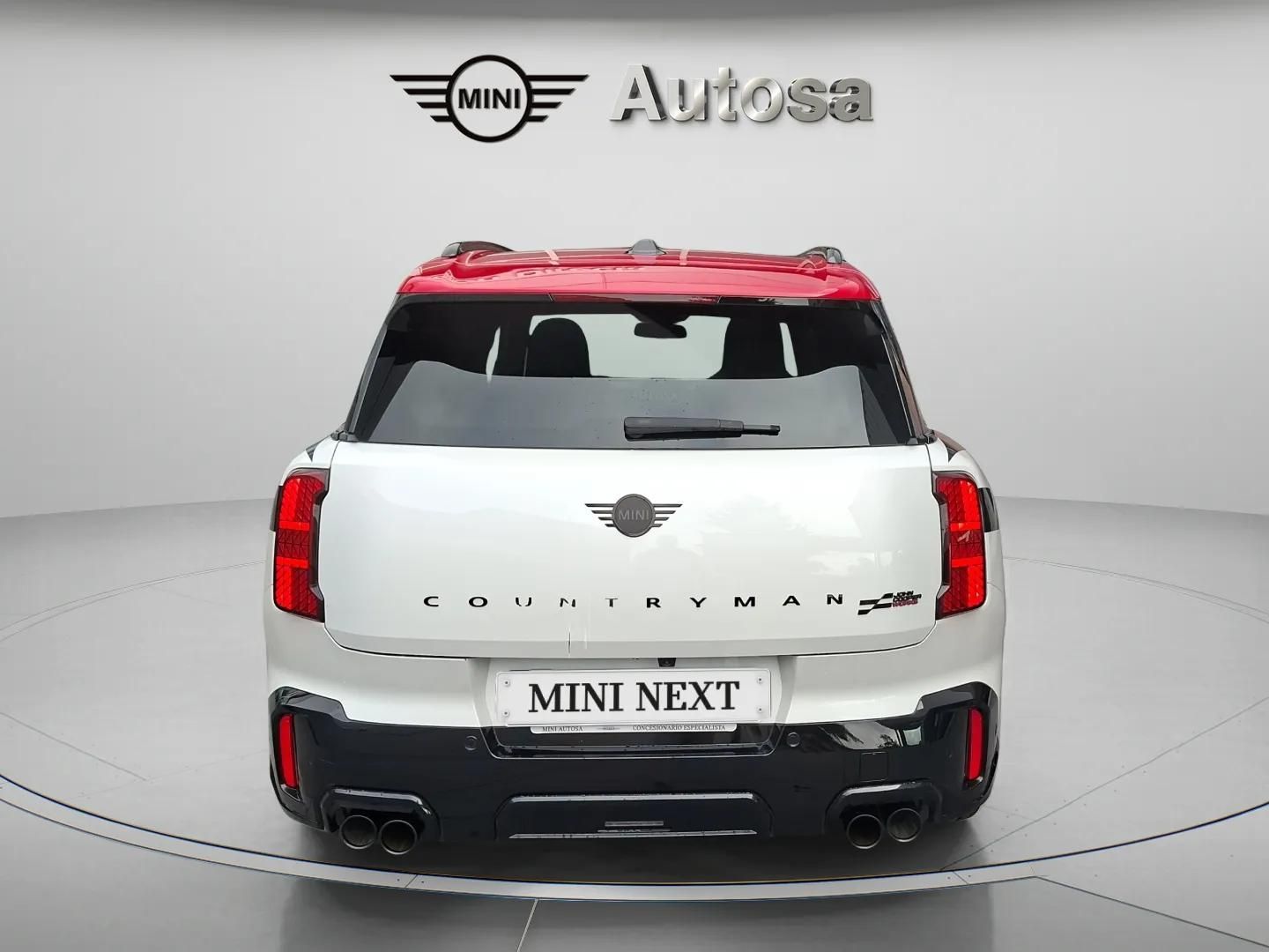 MINI MINI Countryman John Cooper Works ALL4 221 kW (301 CV)