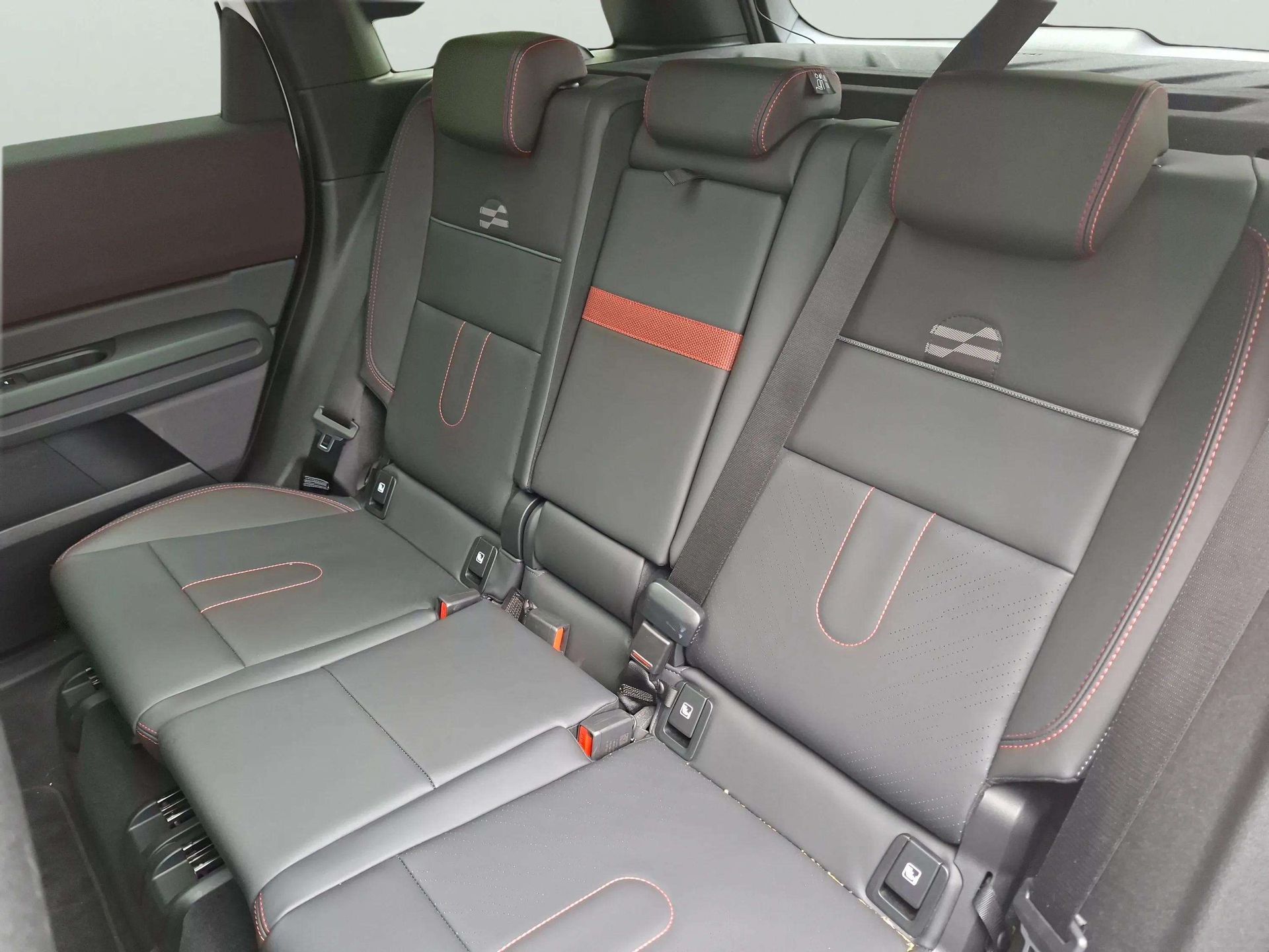 MINI MINI Countryman John Cooper Works ALL4 221 kW (301 CV)