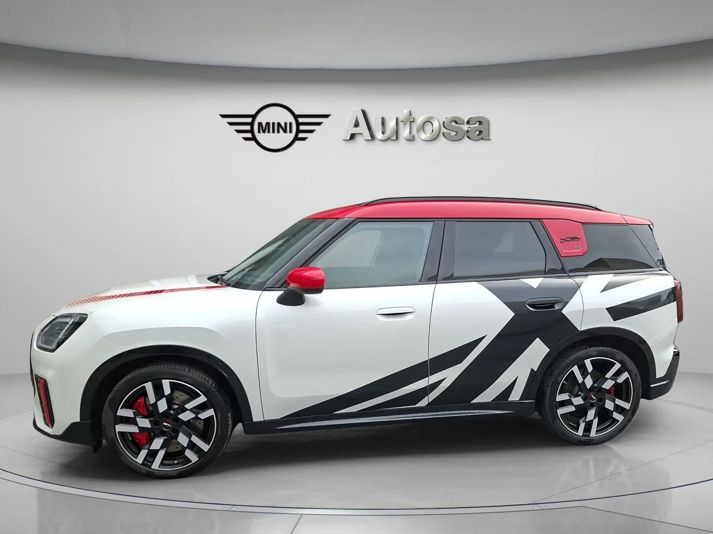 MINI MINI Countryman John Cooper Works ALL4 221 kW (301 CV)