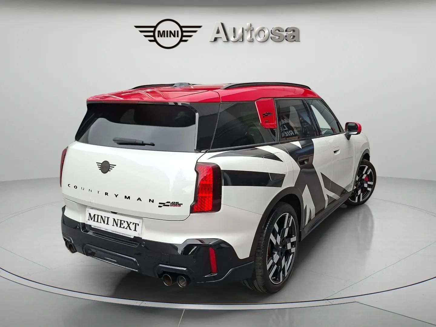 MINI MINI Countryman John Cooper Works ALL4 221 kW (301 CV)