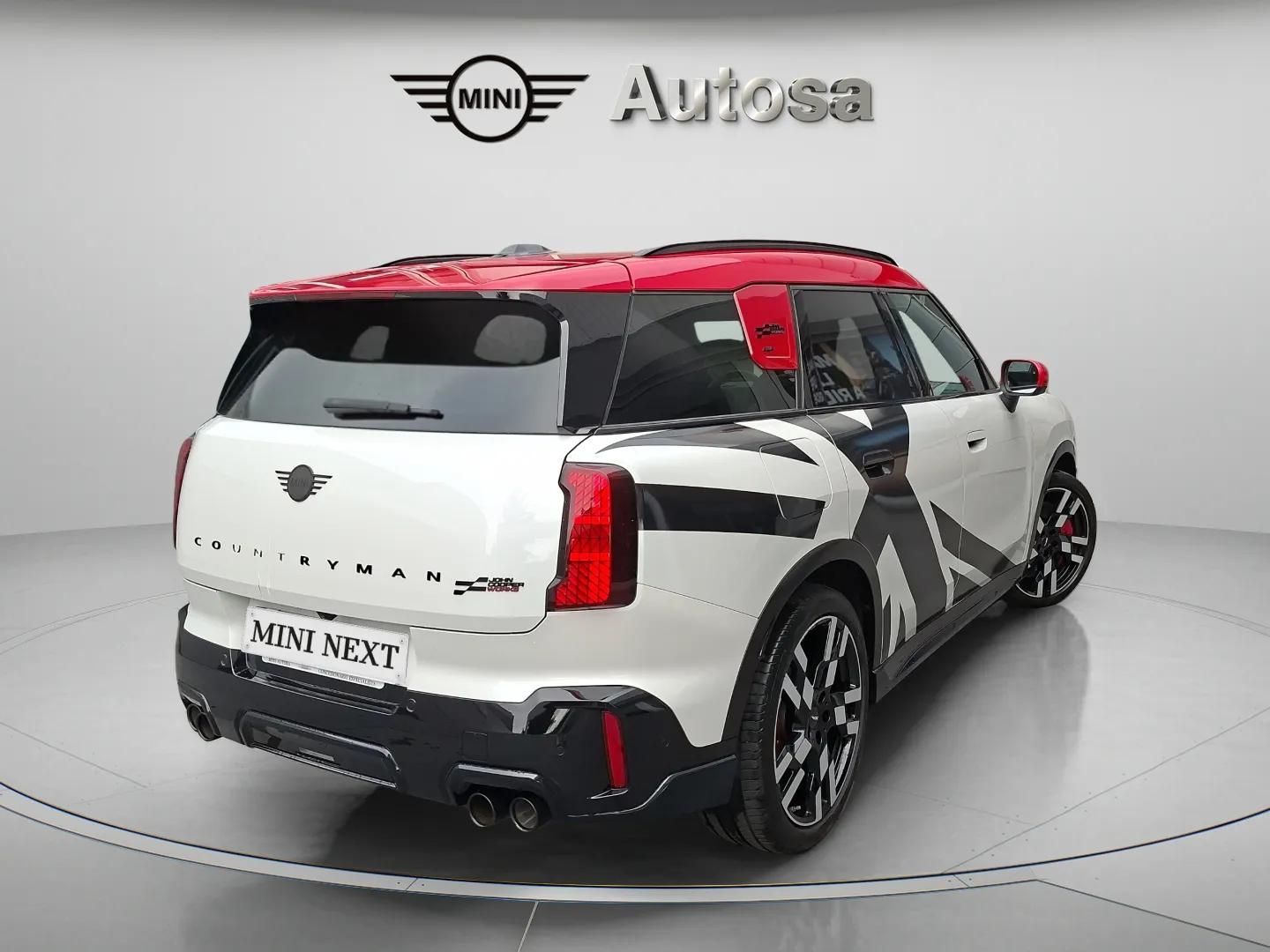 MINI MINI Countryman John Cooper Works ALL4 221 kW (301 CV)