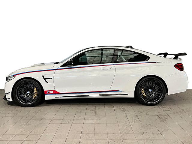 Fotos de BMW M M4 GTS Coupe color Blanco. Año 2017. 368KW(500CV). Gasolina. En concesionario Automóviles Oviedo S.A. de Asturias