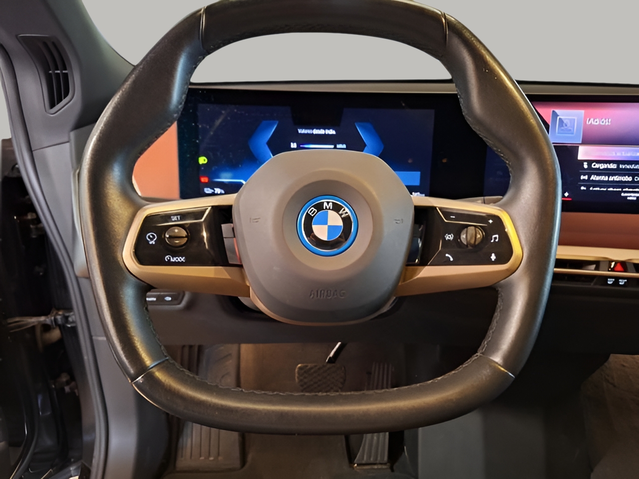BMW iX xDrive40 240 kW (326 CV)