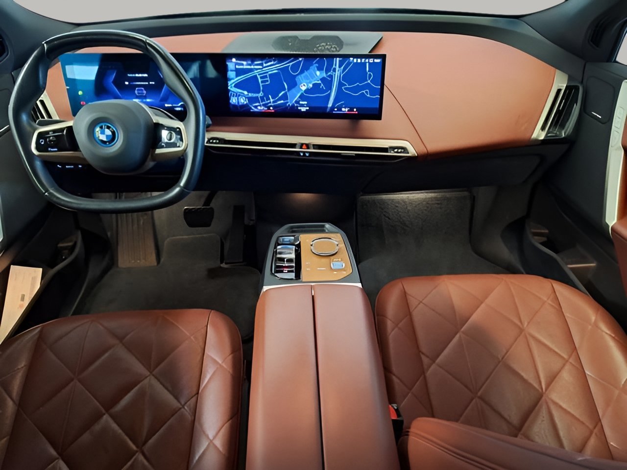BMW iX xDrive40 240 kW (326 CV)