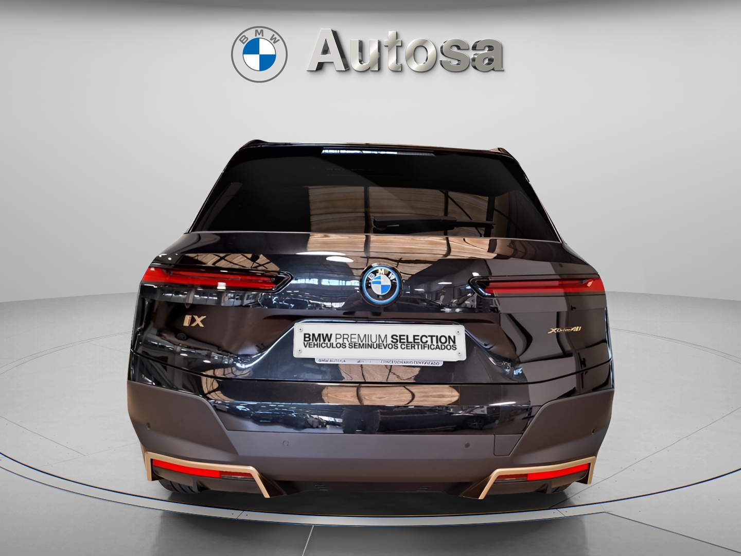 BMW iX xDrive40 240 kW (326 CV)